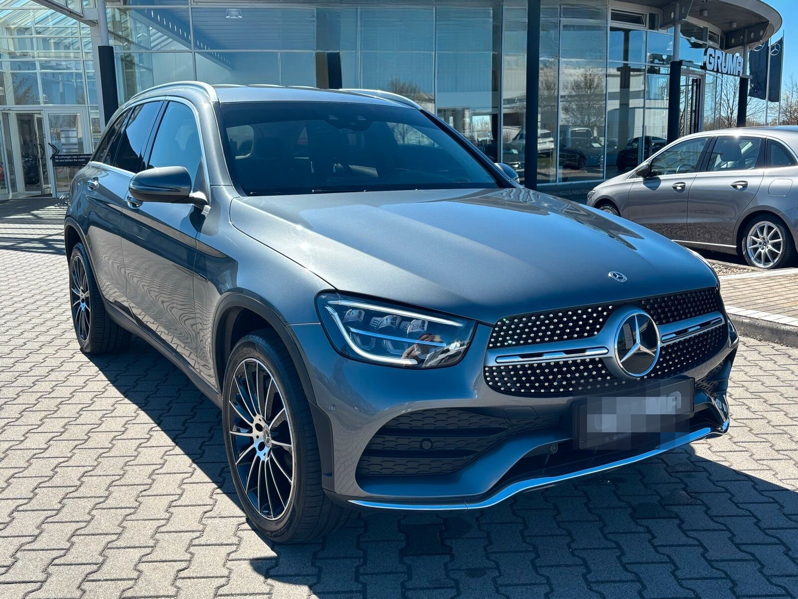 Mercedes-Benz GLC 300 de 4M +AMG+AHK+KeyGo+Distr+CarPlay+RüKa+ foto 3