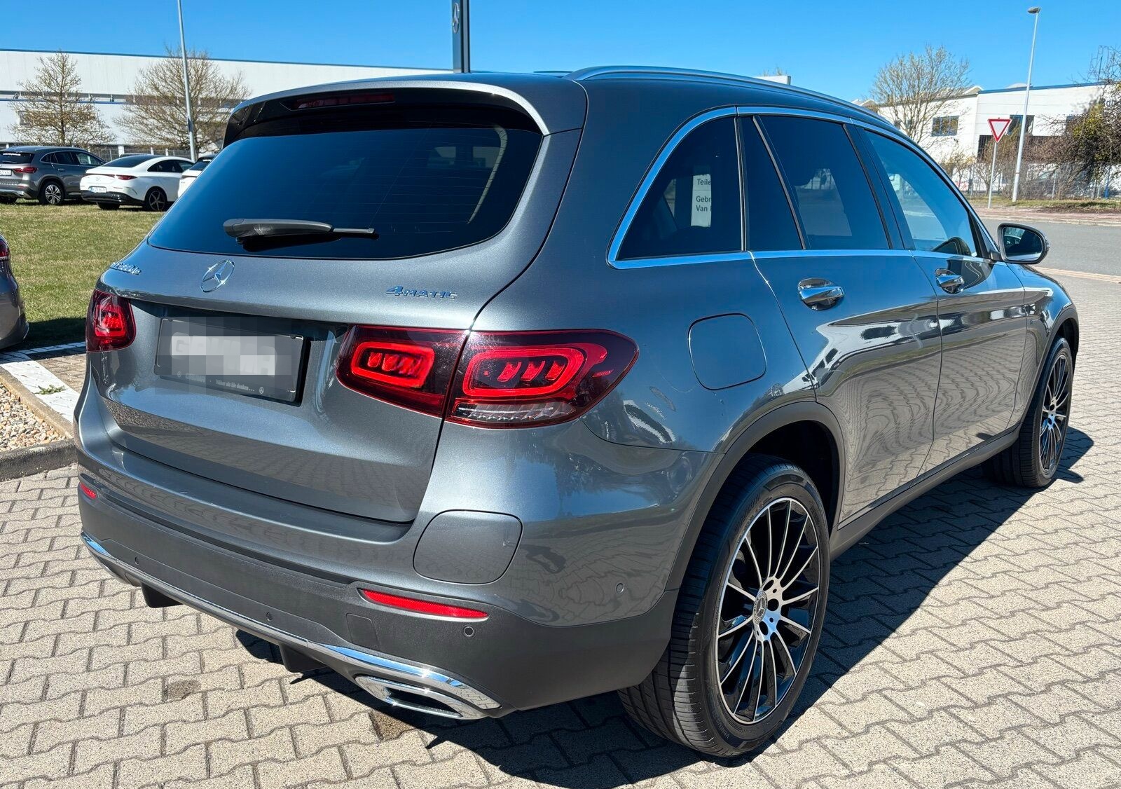 Mercedes-Benz GLC 300 de 4M +AMG+AHK+KeyGo+Distr+CarPlay+RüKa+ foto 5
