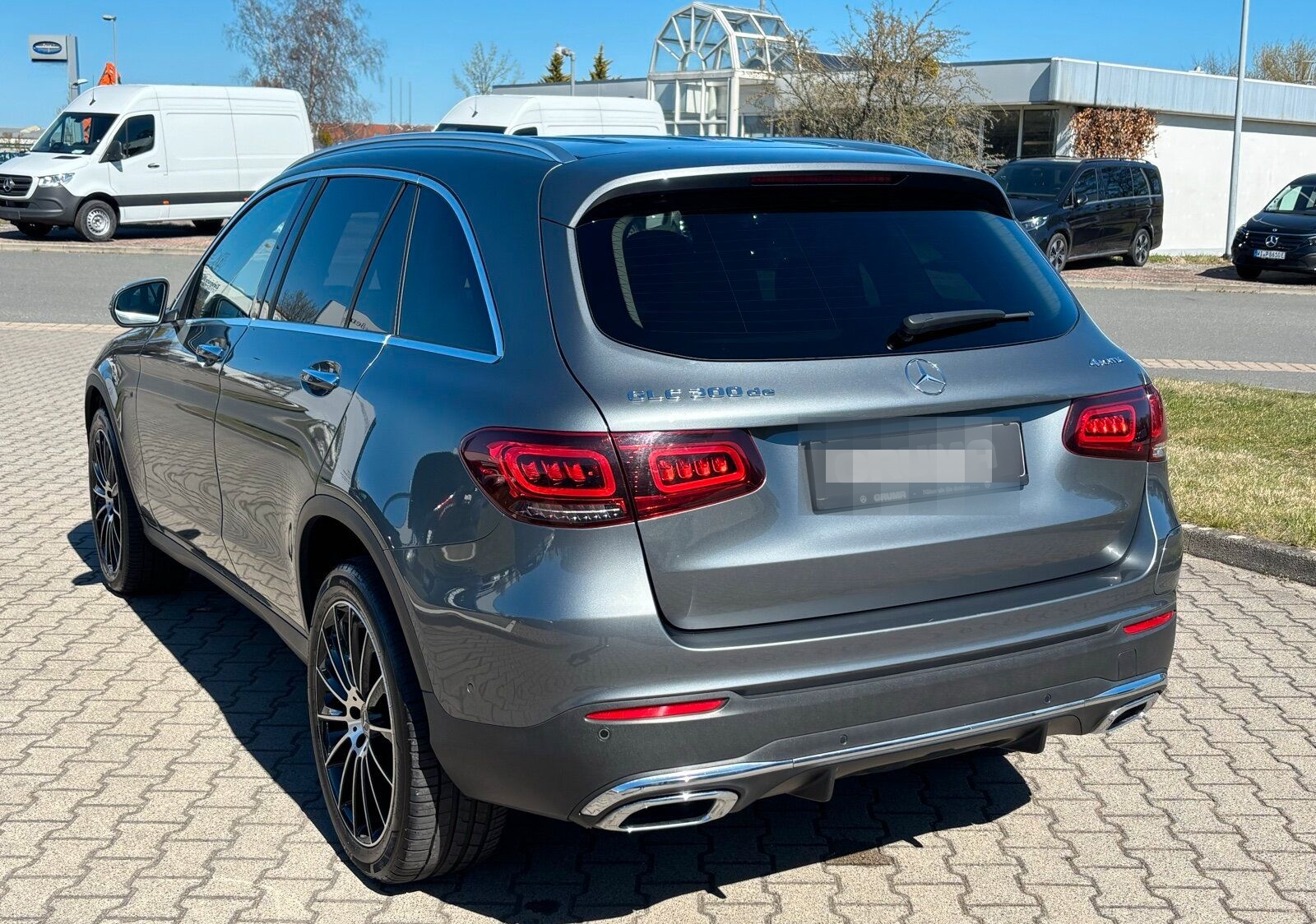 Mercedes-Benz GLC 300 de 4M +AMG+AHK+KeyGo+Distr+CarPlay+RüKa+ foto 7