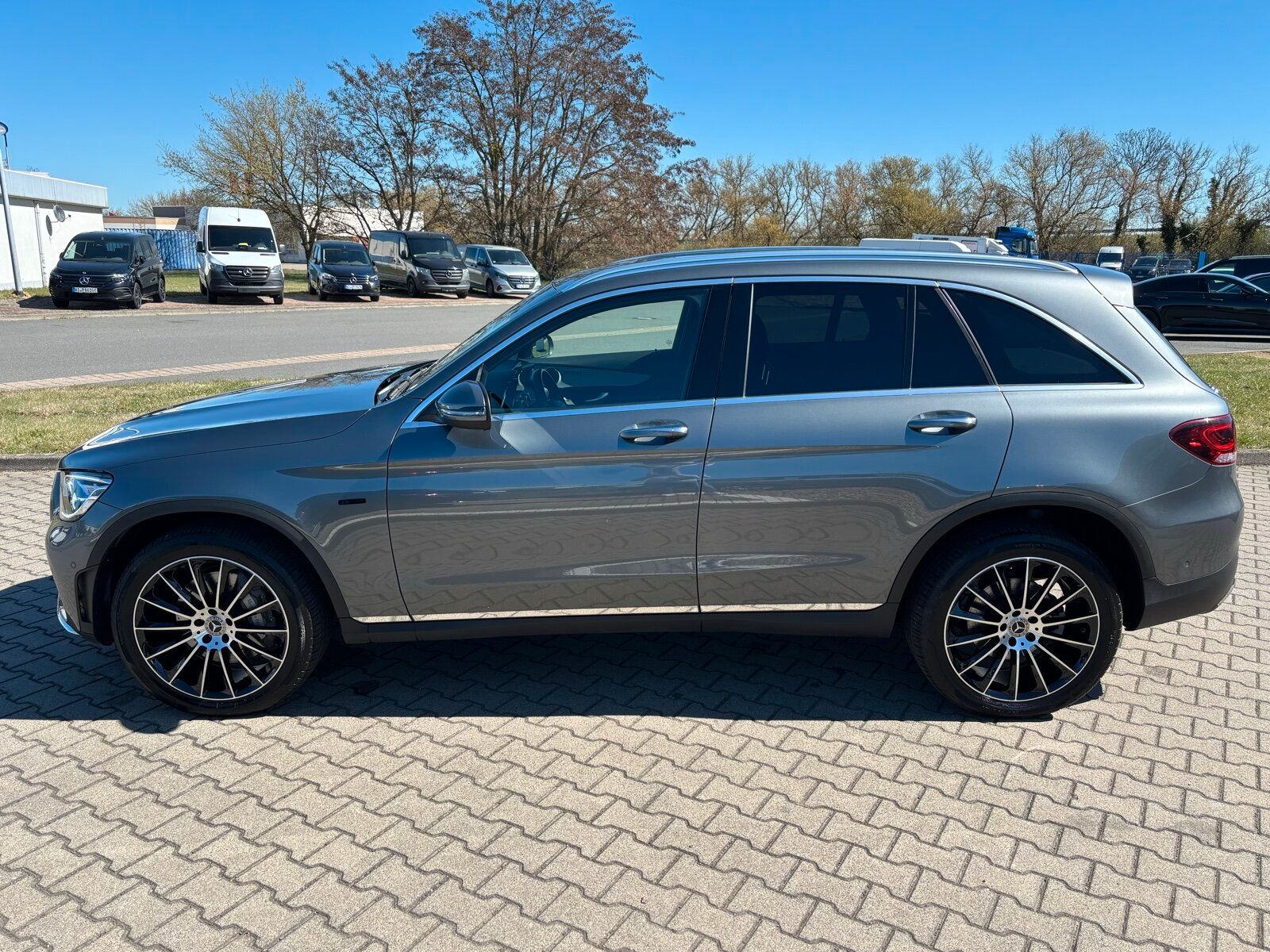 Mercedes-Benz GLC 300 de 4M +AMG+AHK+KeyGo+Distr+CarPlay+RüKa+ foto 8