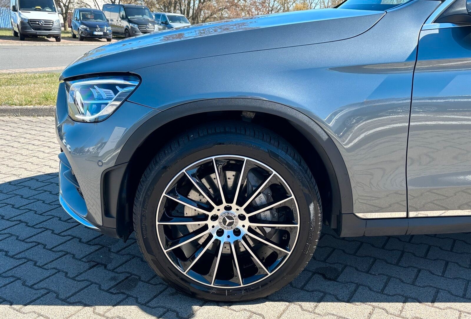 Mercedes-Benz GLC 300 de 4M +AMG+AHK+KeyGo+Distr+CarPlay+RüKa+ foto 9