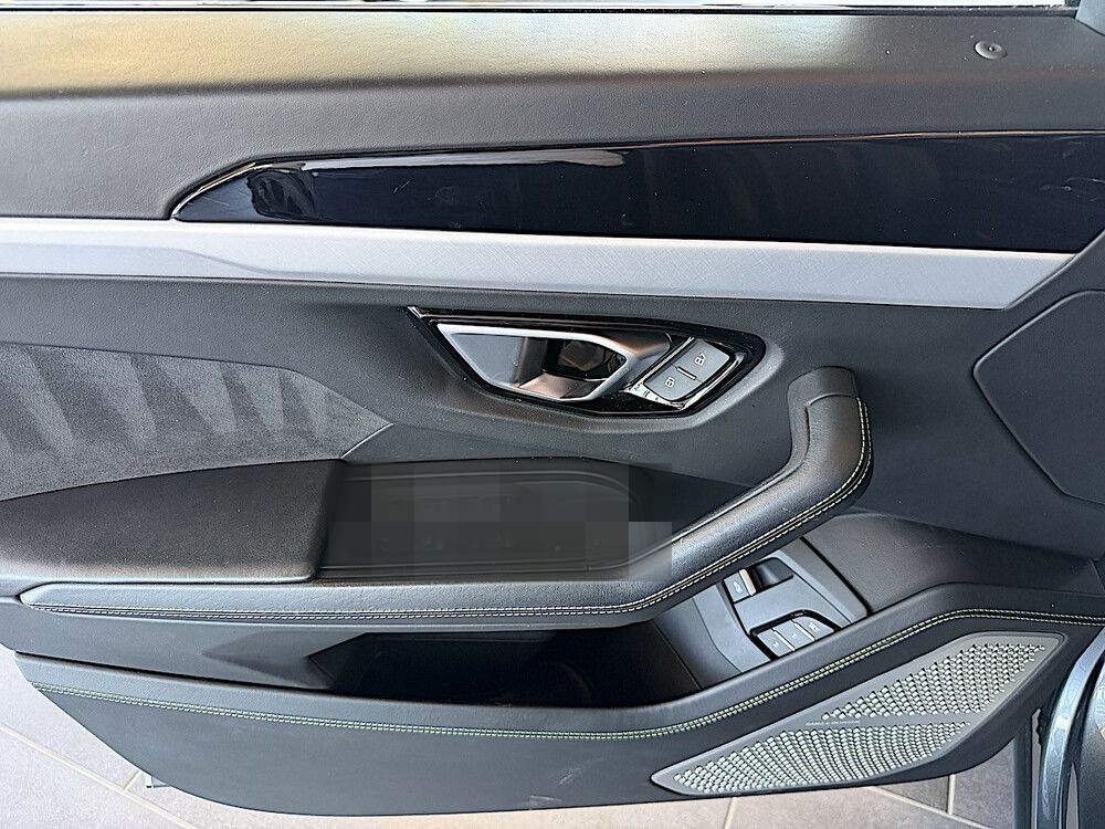 Lamborghini Urus Pano Style Paket foto 15