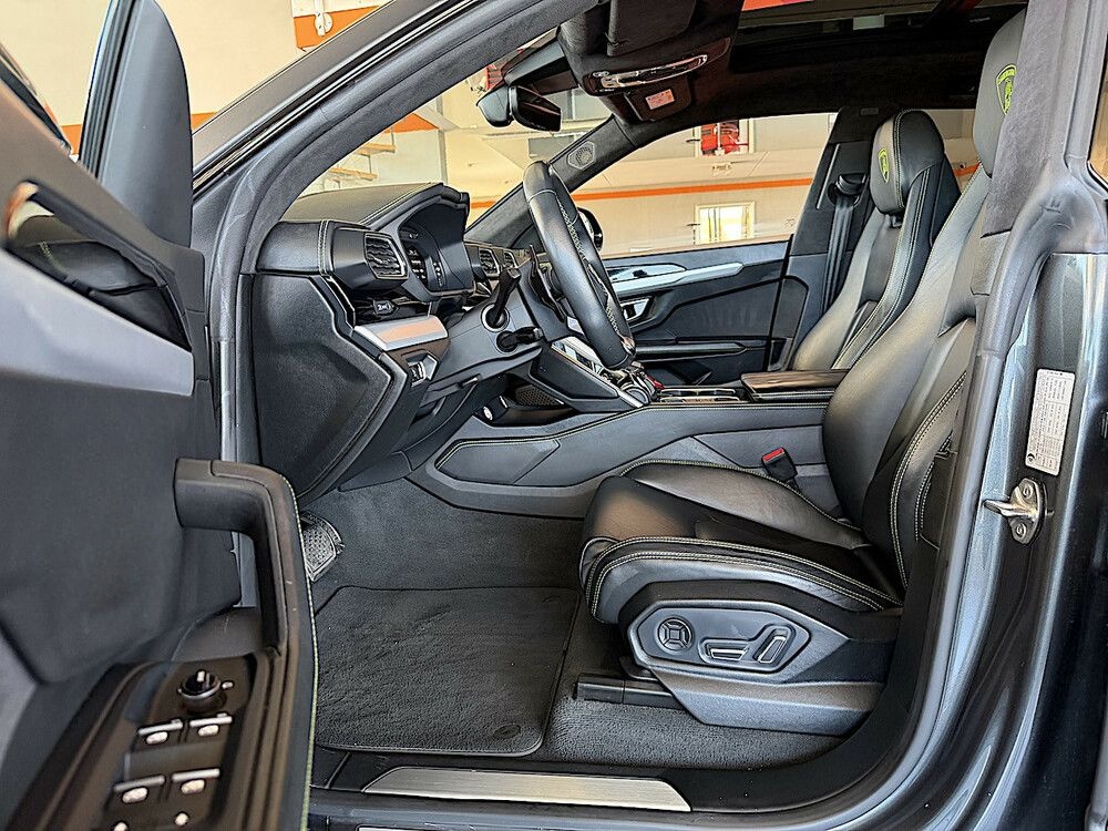 Lamborghini Urus Pano Style Paket foto 16