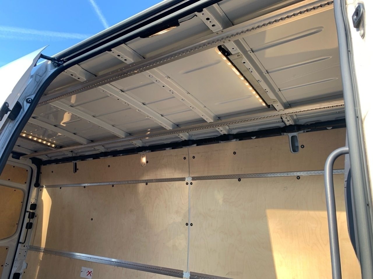 Mercedes-Benz Sprinter 317 CDI LBW+STHZ+Schwingsitze+MBUX+LED+ foto 16