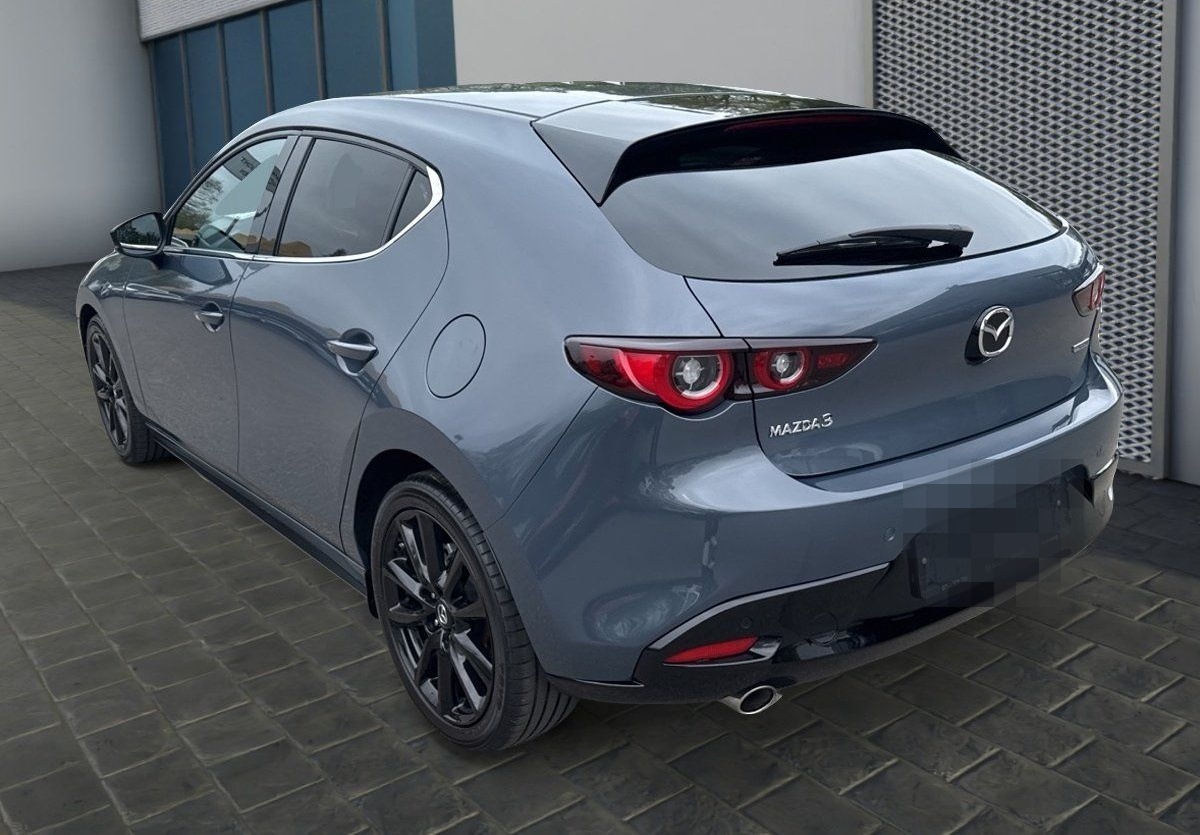 Mazda 3 SKYACTIV-G 2.0 150PS M Hybrid AL-HOMURA foto 2