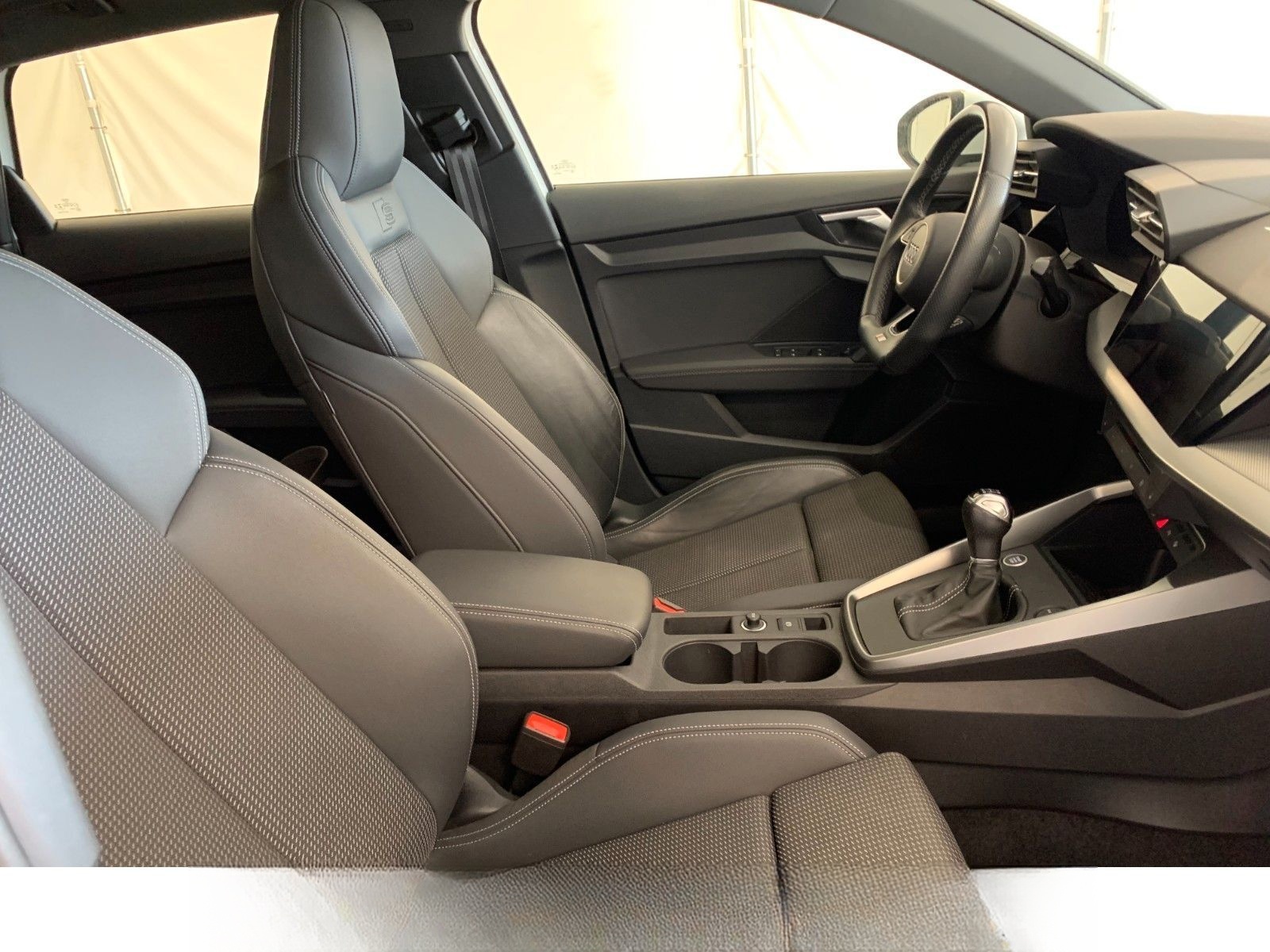 Audi A3 Sportback 35 TDI S-Line|Virtual|ACC+|Pano|AHK foto 3