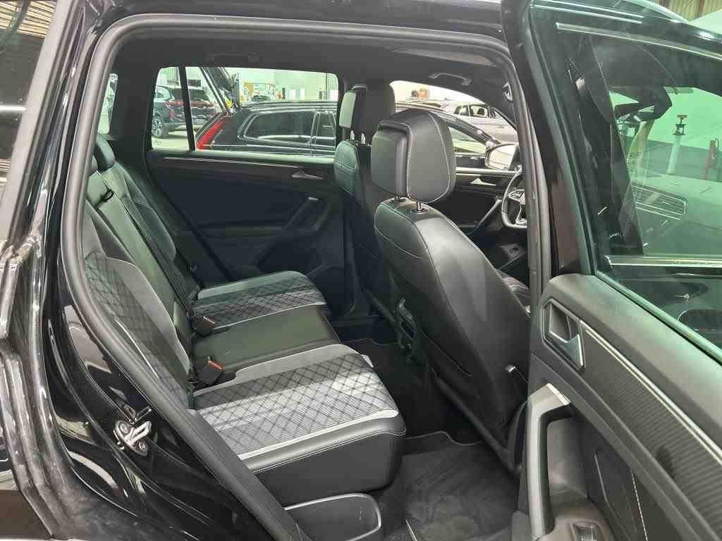 Volkswagen Tiguan 2.0 TSI 4Motion R-Line Matrix/Kam/AHK/SHZ foto 6