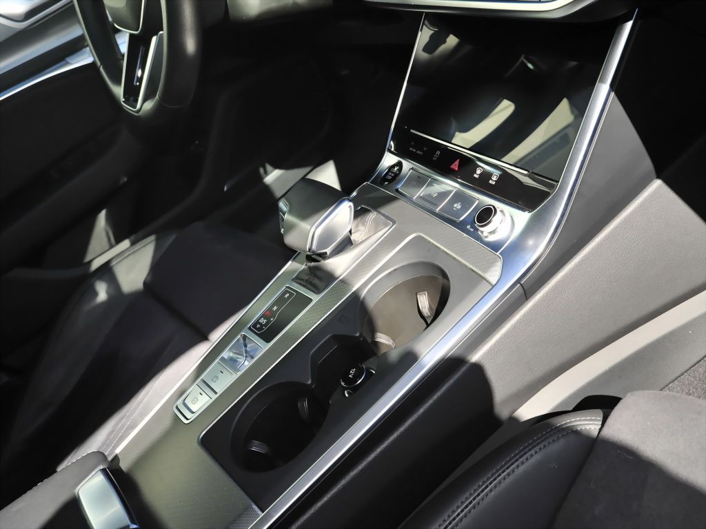 Audi A6 Avant 50 TFSI e quattro Sport Navi Matrix AHK foto 7