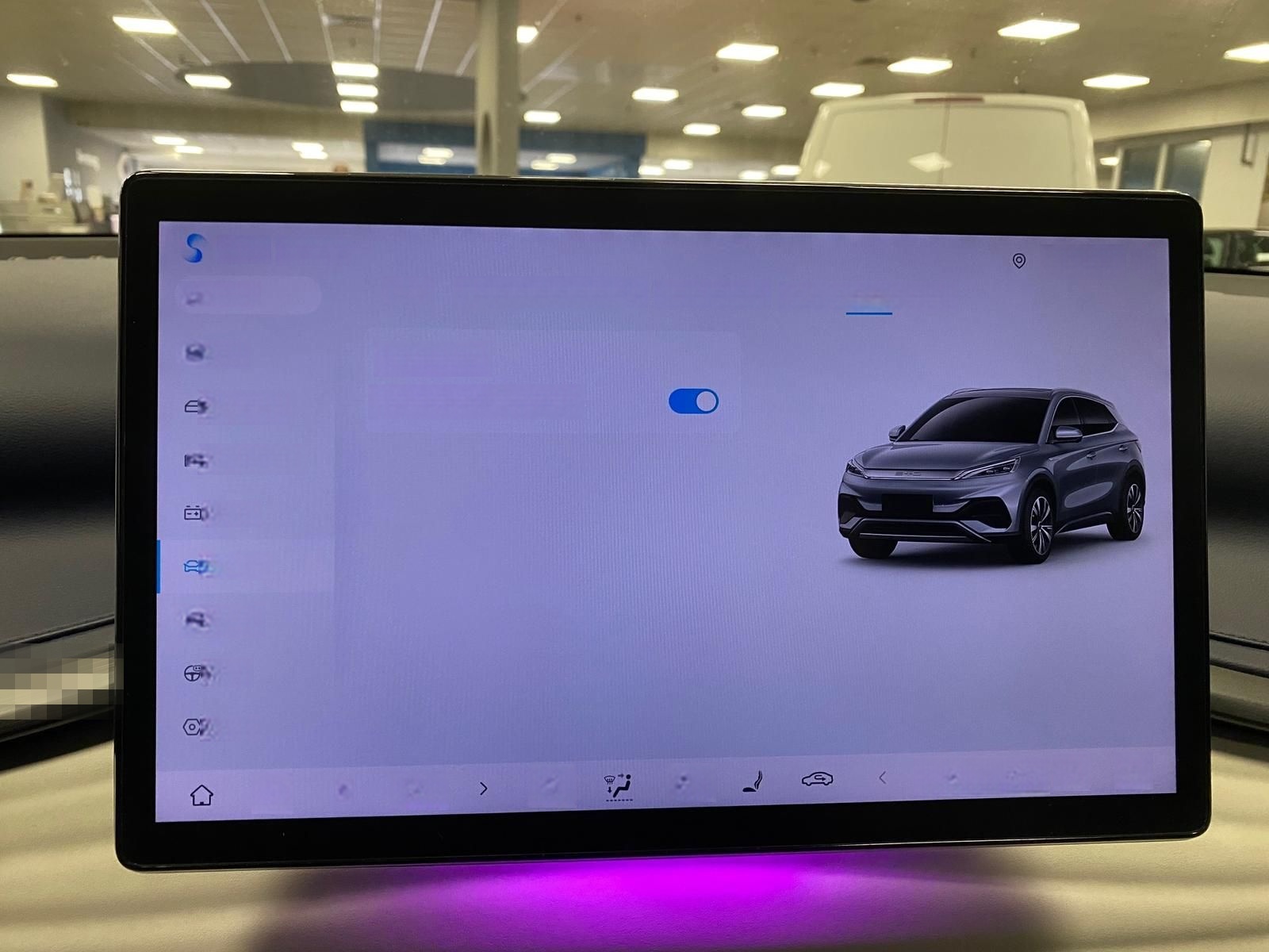 BYD ATTO 3 Android Auto+APP+NAVI+PDC+SITZ-HEIZ+ALU+M foto 20