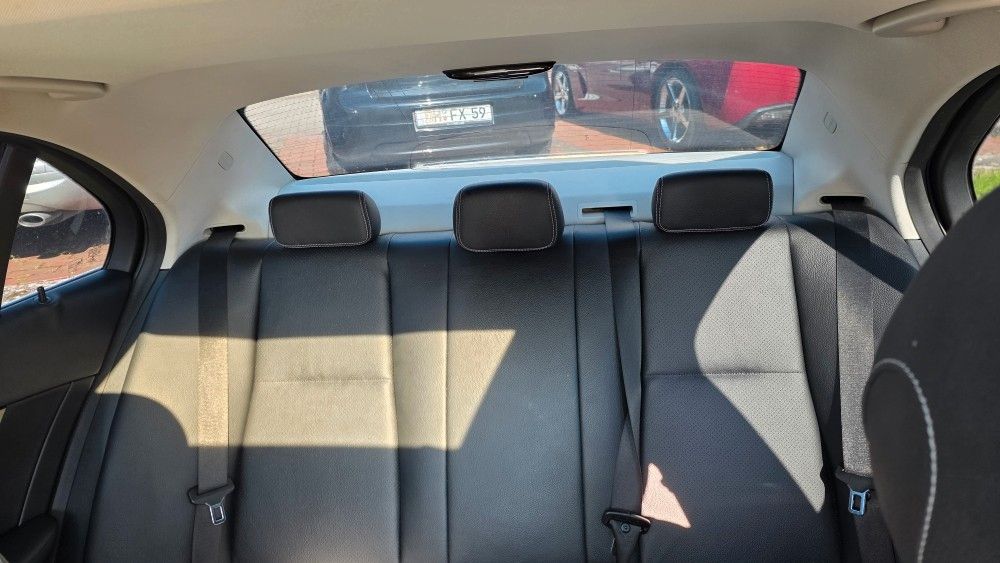 Mercedes-Benz C 200 CGI Limousine Sedan Leder Klima foto 18