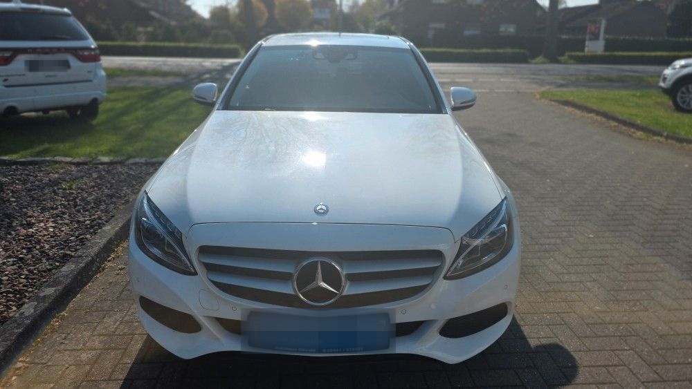 Mercedes-Benz C 200 CGI Limousine Sedan Leder Klima foto 3