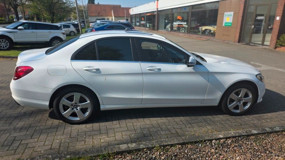 Mercedes-Benz C 200 CGI Limousine Sedan Leder Klima foto 6