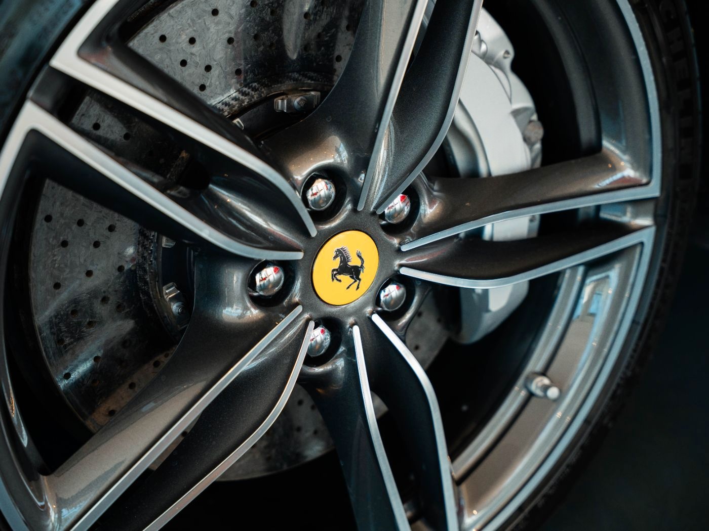 Ferrari Roma Surround View*Belüftete-Sitze*JBL*ADAS* foto 14