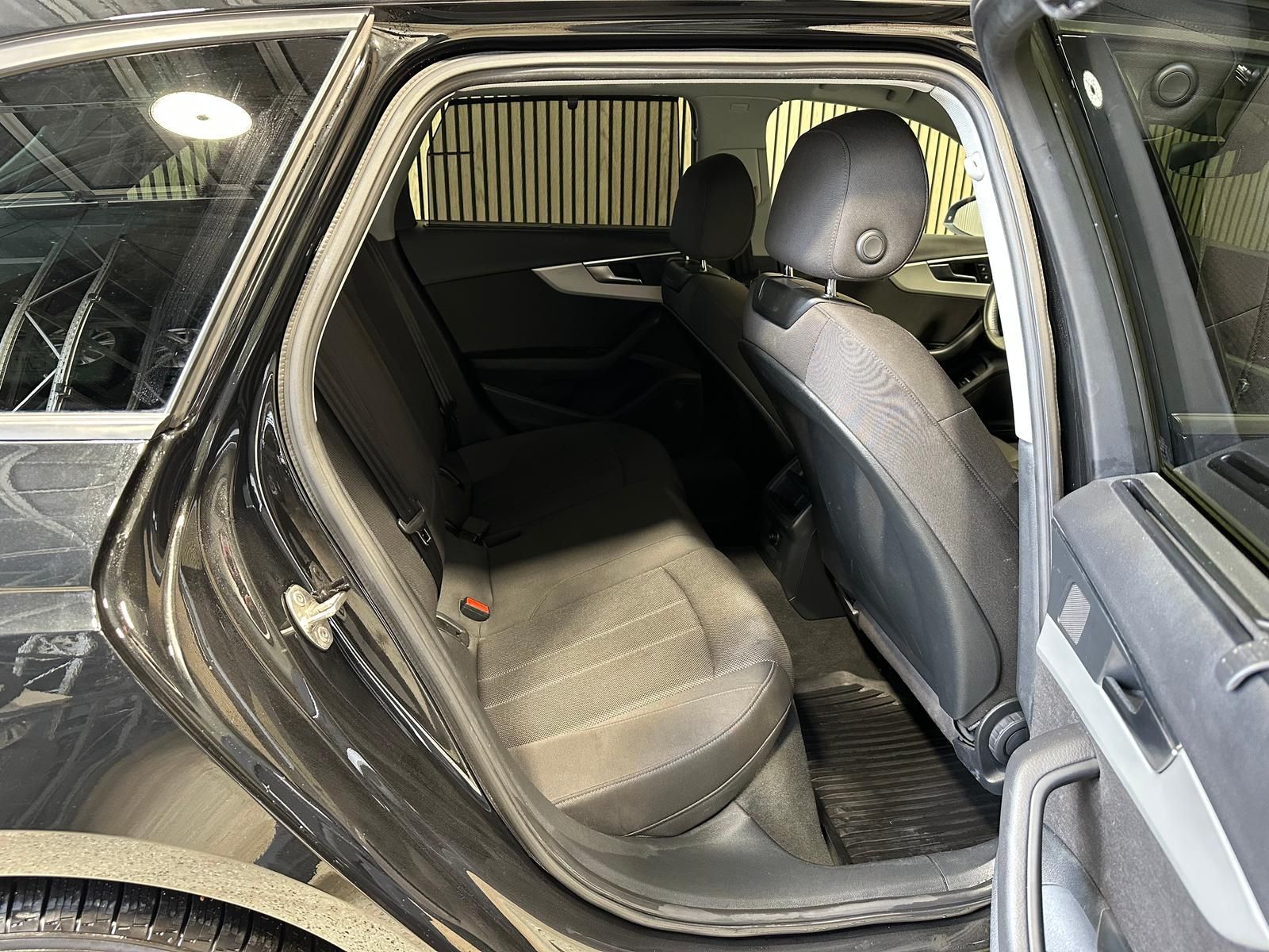 Audi A4 Avant 2.0 35 TFSI Navi|SHZ|LED foto 19