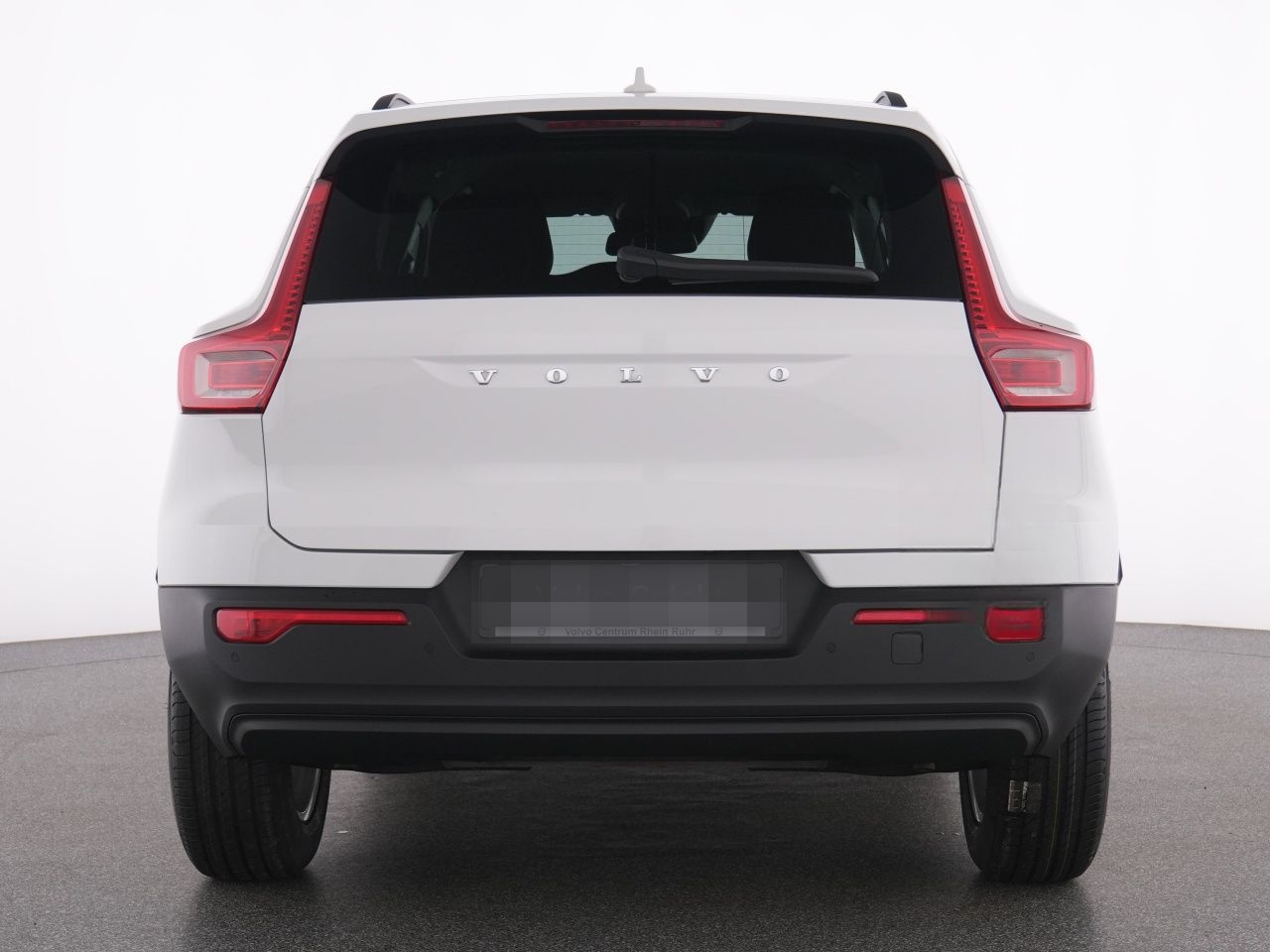 Volvo XC40 T2 Momentum Core NAVI+DAB+LED+LM17+ON CALL foto 16