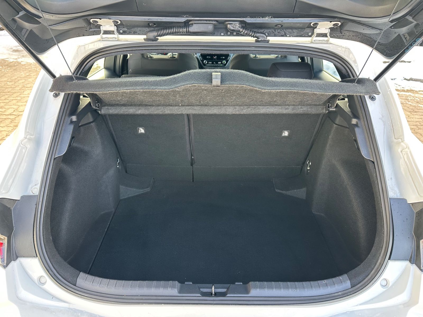 Toyota Corolla Hybrid Business Edition/NAVI/SHZ/TEM/KAM foto 16