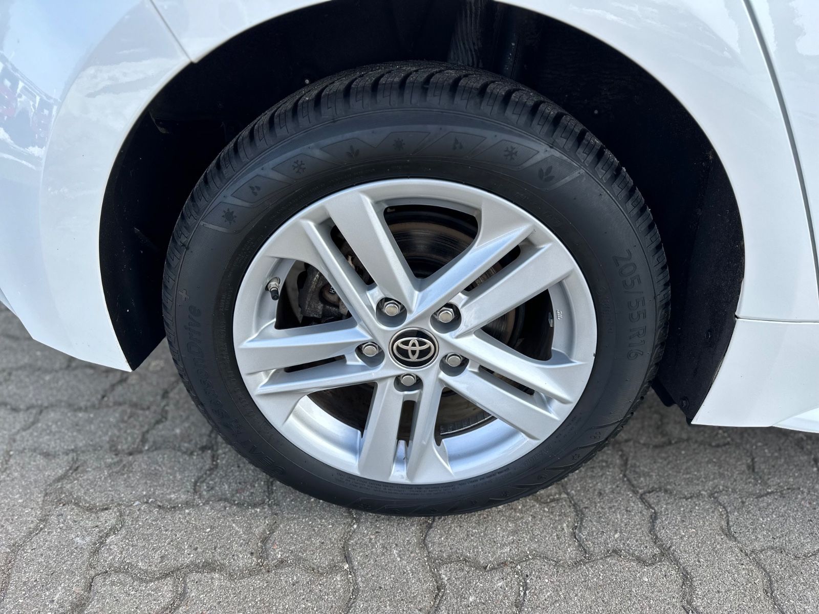 Toyota Corolla Hybrid Business Edition/NAVI/SHZ/TEM/KAM foto 8