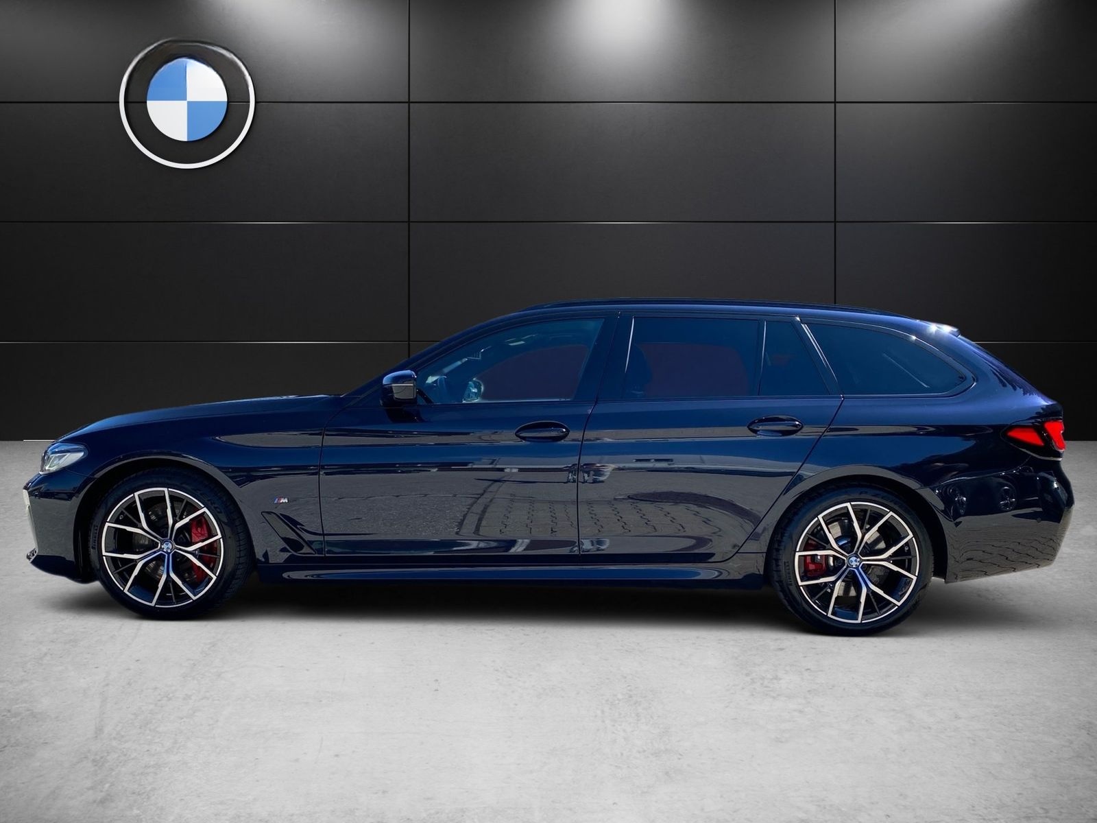 BMW 530d xDrive Touring M Sport Pano LC Prof. ACC ST foto 6