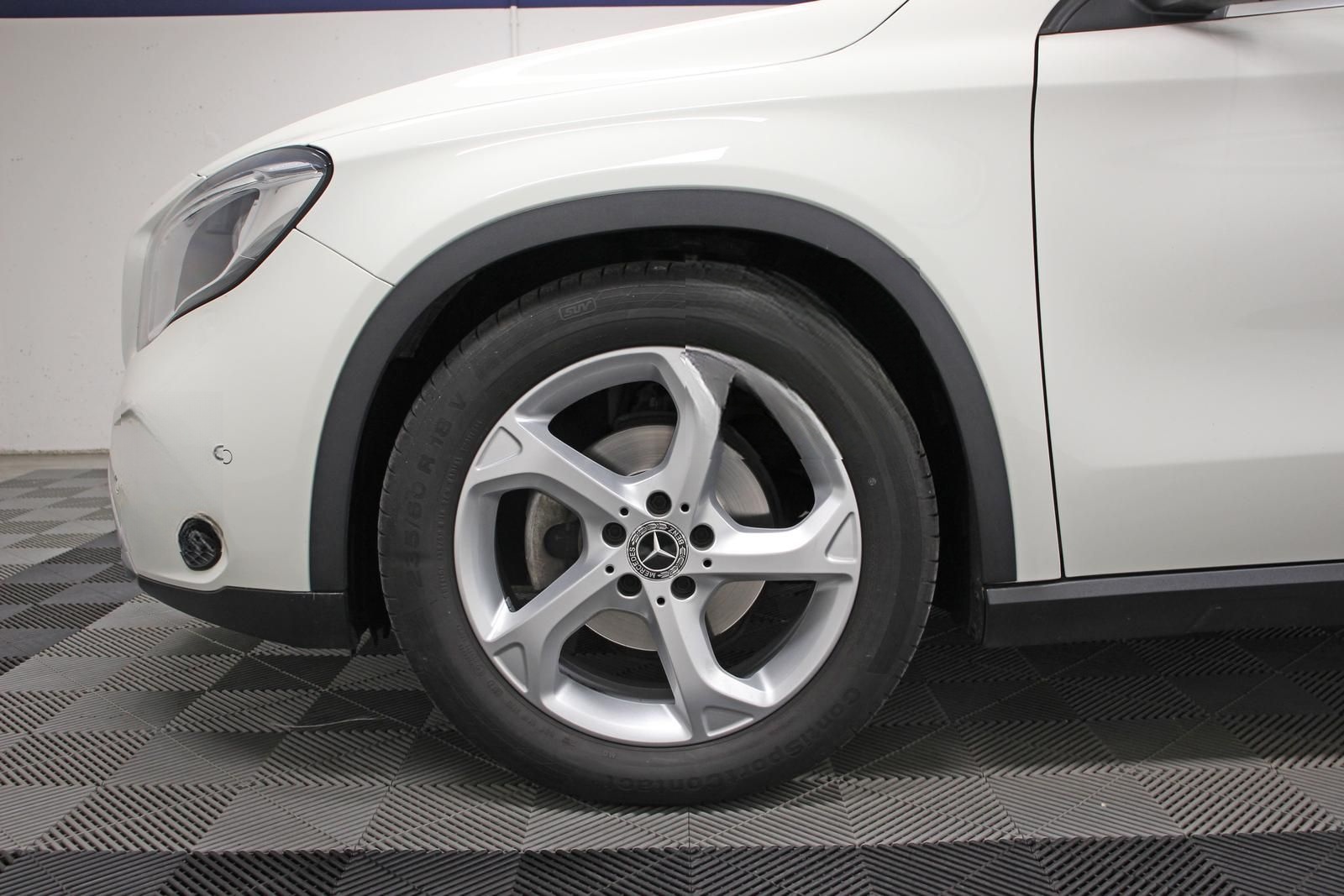 Mercedes-Benz GLA 200 Aut. PANO NAVI AHK TOTWINK. LED SHZ 2.HD foto 5