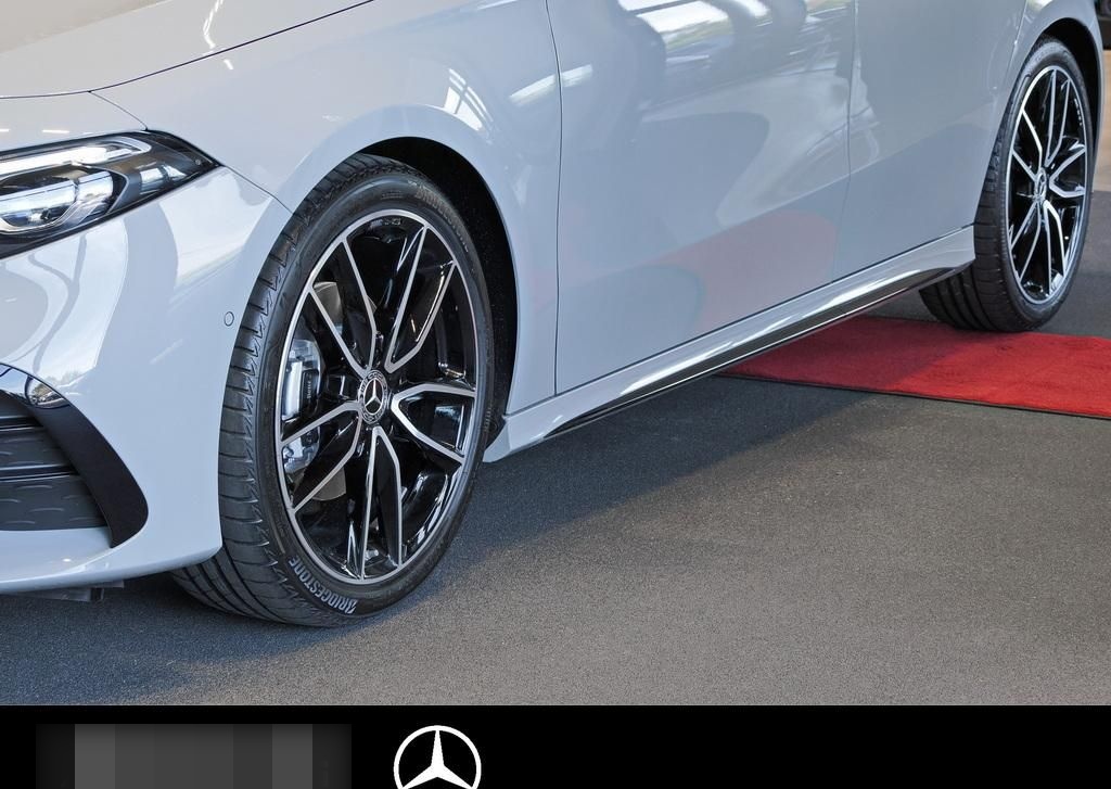 Mercedes-Benz A 200 d AMG NIGHT PANO MULTIBEAM 360° WINTER-PAK foto 2
