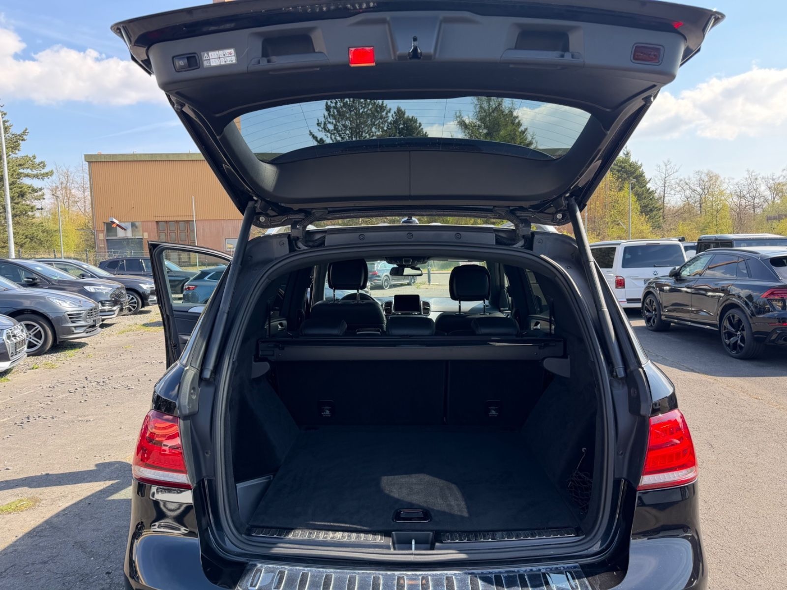 Mercedes-Benz GLE 350 d 4Matic AMG Standheizung 360* AHK 20` foto 14