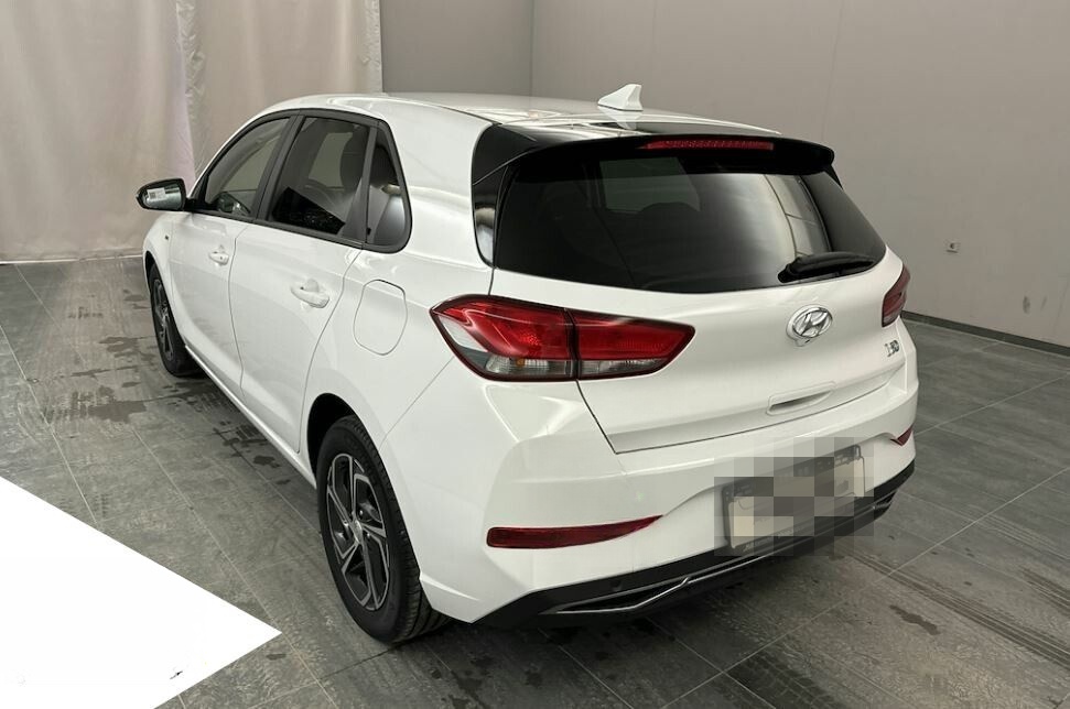 Hyundai i30 1.5 T-GDI Edition 30|NAVI+SHZ+CARPLAY+KLIMA foto 3
