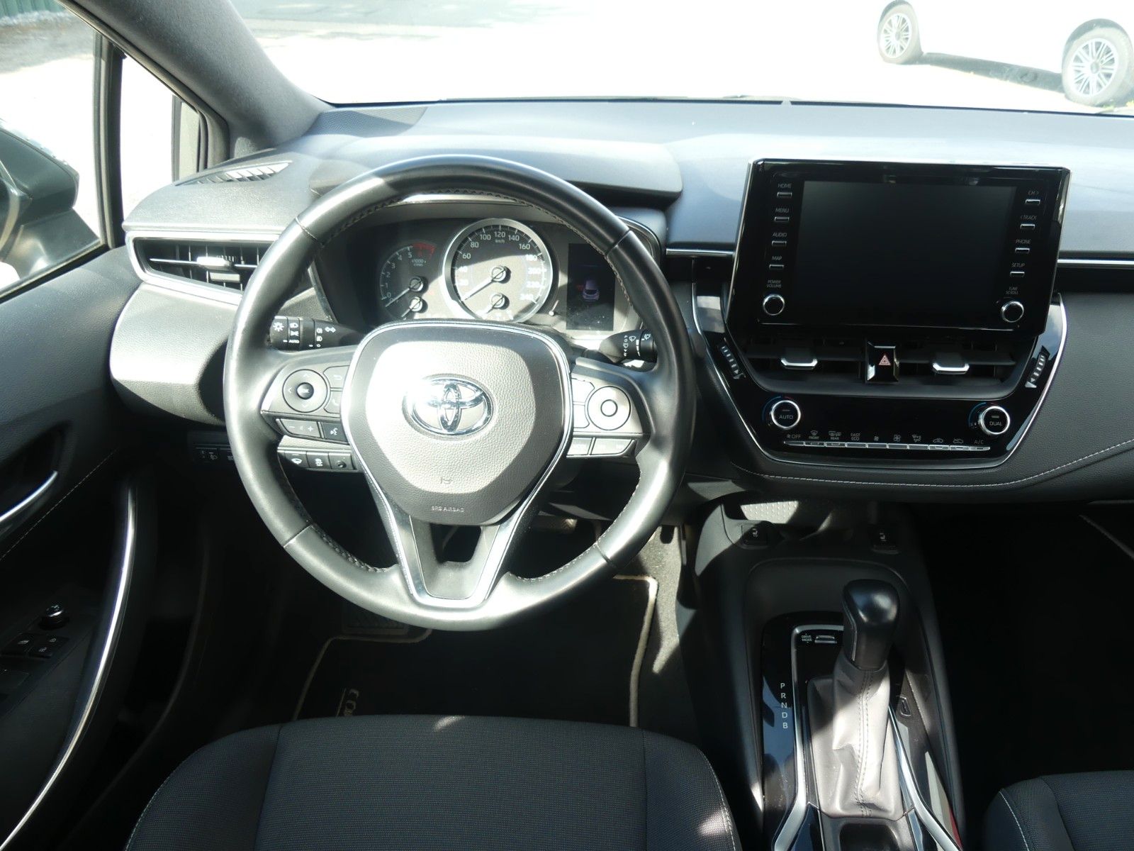 Toyota Corolla 1.8 HYBRID  ACTIVE Automatik foto 12