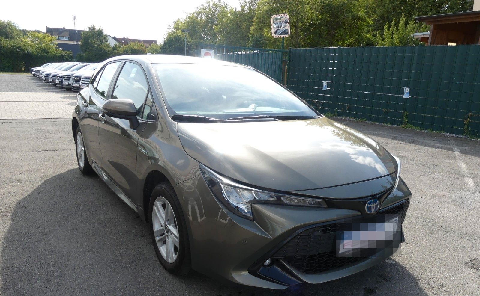 Toyota Corolla 1.8 HYBRID  ACTIVE Automatik foto 3
