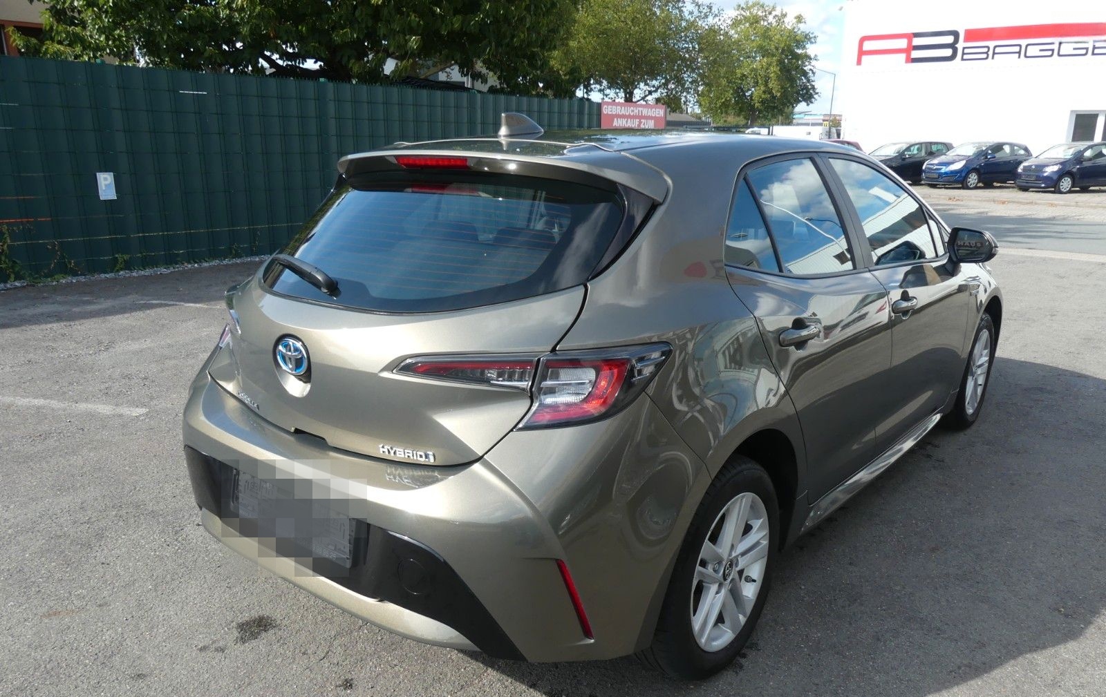 Toyota Corolla 1.8 HYBRID  ACTIVE Automatik foto 4