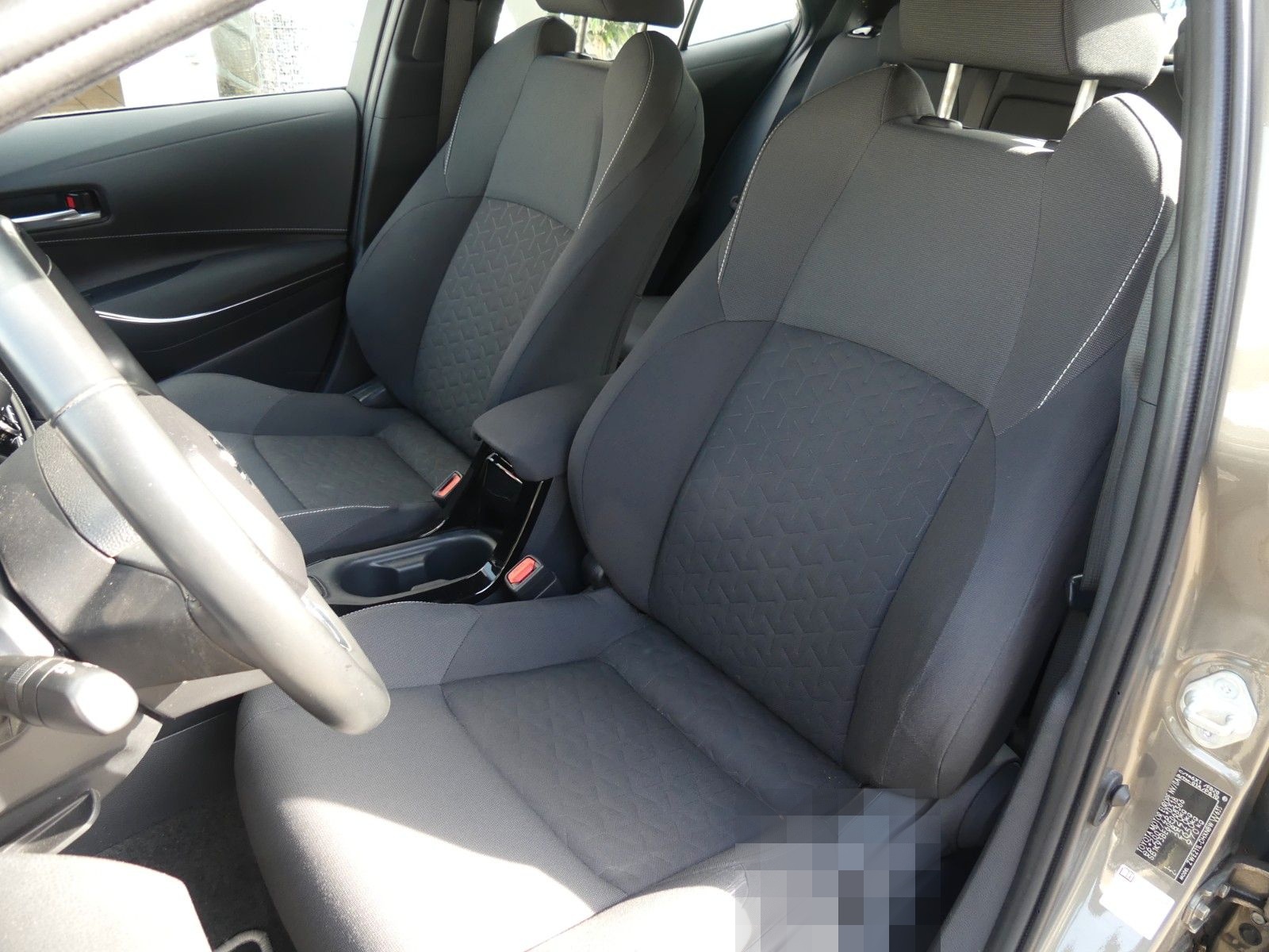 Toyota Corolla 1.8 HYBRID  ACTIVE Automatik foto 9
