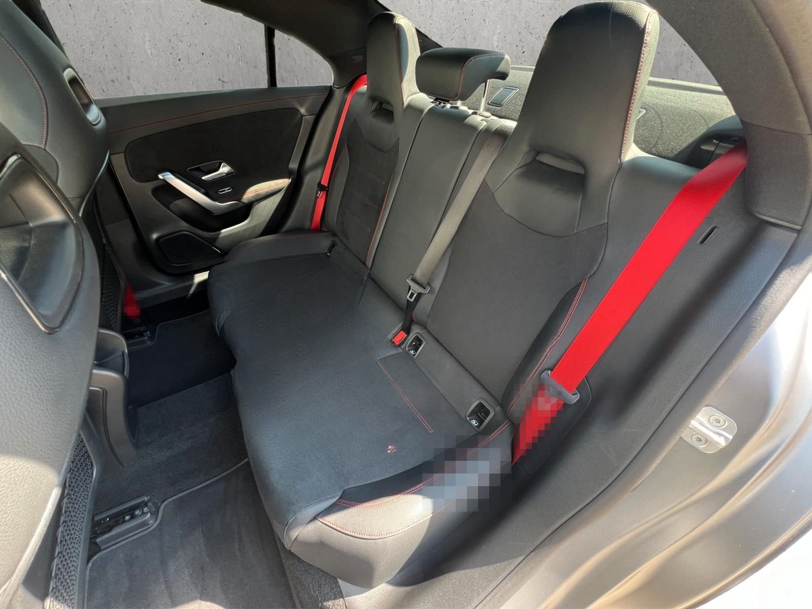 Mercedes-Benz CLA 35 AMG 4Matic Pano RFK SHZ MBEAM 19LM NightP foto 12