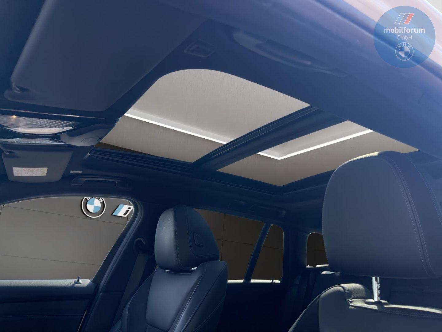 BMW 330 e xDrive M-Sport Panorama 360Kamera LenkradH foto 23