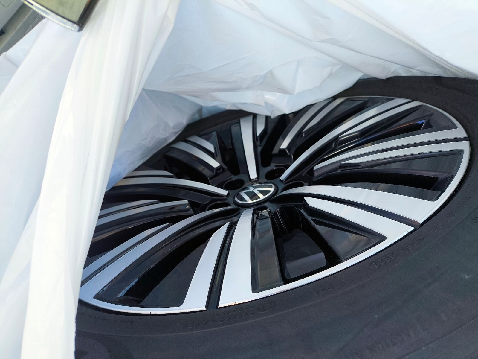 Volkswagen Touareg Elegance 4Motion,1 HD,LEDER,AHK,NAVI foto 14