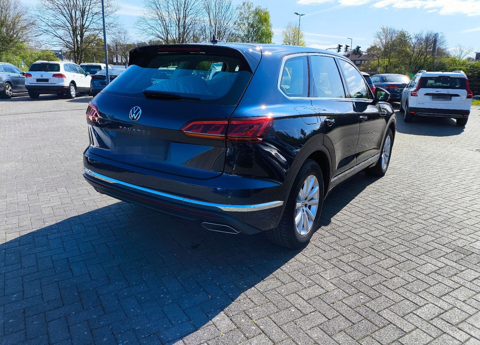 Volkswagen Touareg Elegance 4Motion,1 HD,LEDER,AHK,NAVI foto 5