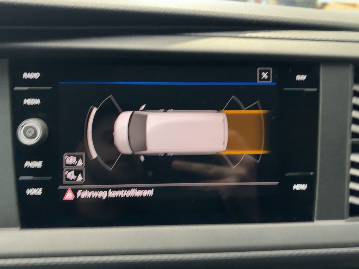 Volkswagen T6.1 Kombi 2.0 TDI 4M 8-Sitze Navi Parkp. Tempo foto 12