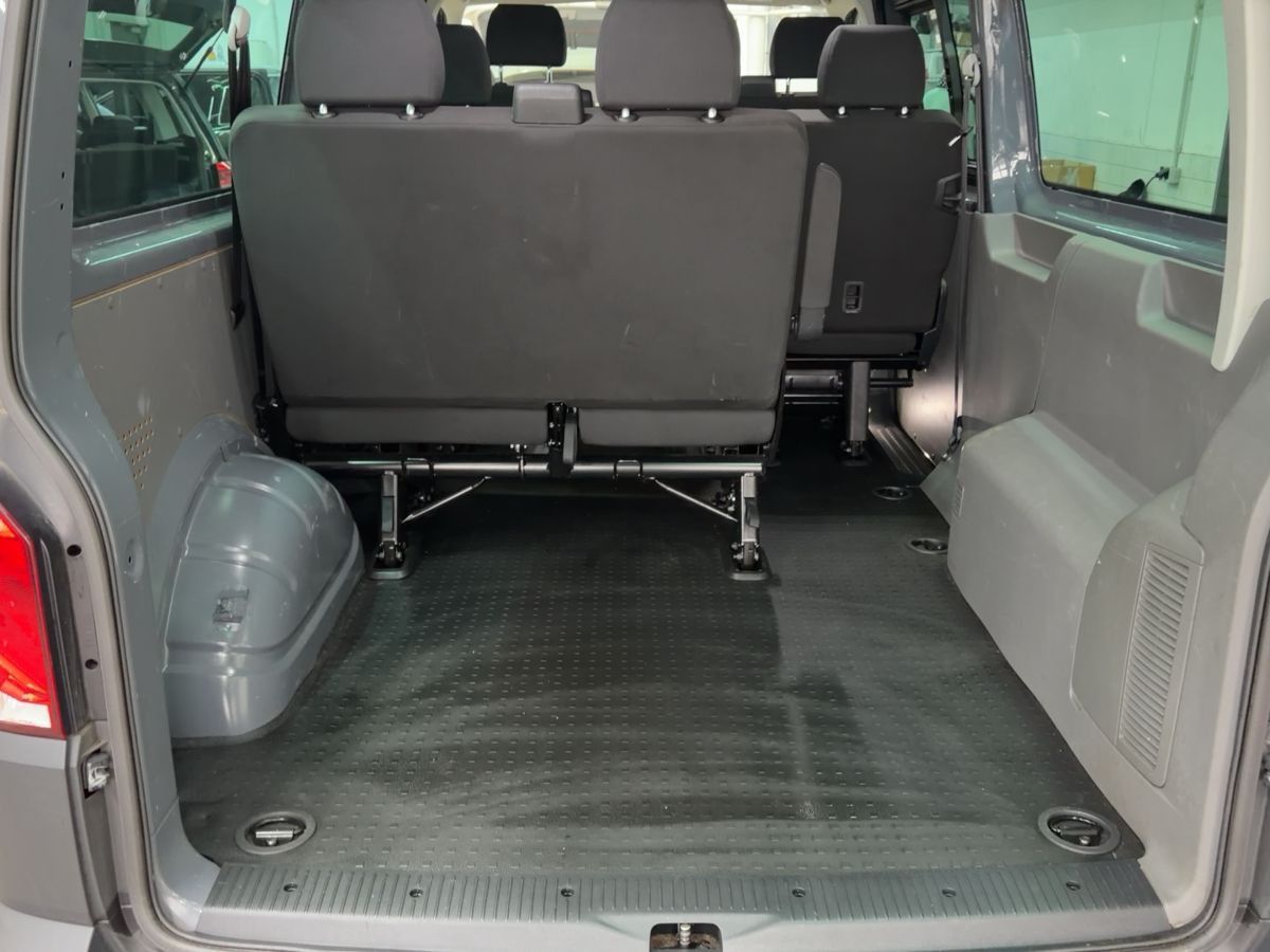 Volkswagen T6.1 Kombi 2.0 TDI 4M 8-Sitze Navi Parkp. Tempo foto 6