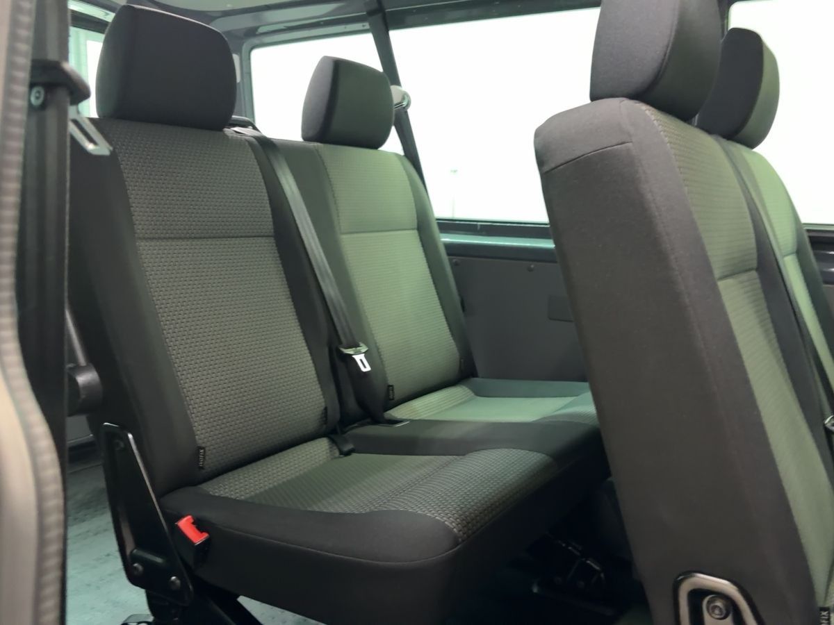 Volkswagen T6.1 Kombi 2.0 TDI 4M 8-Sitze Navi Parkp. Tempo foto 10