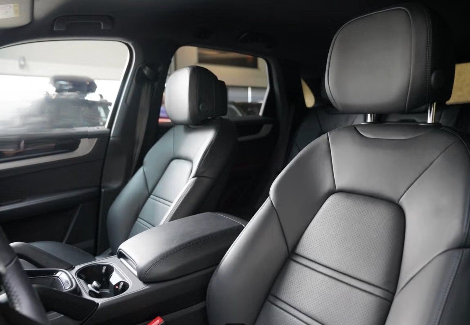 Porsche Cayenne E-Hybrid foto 17