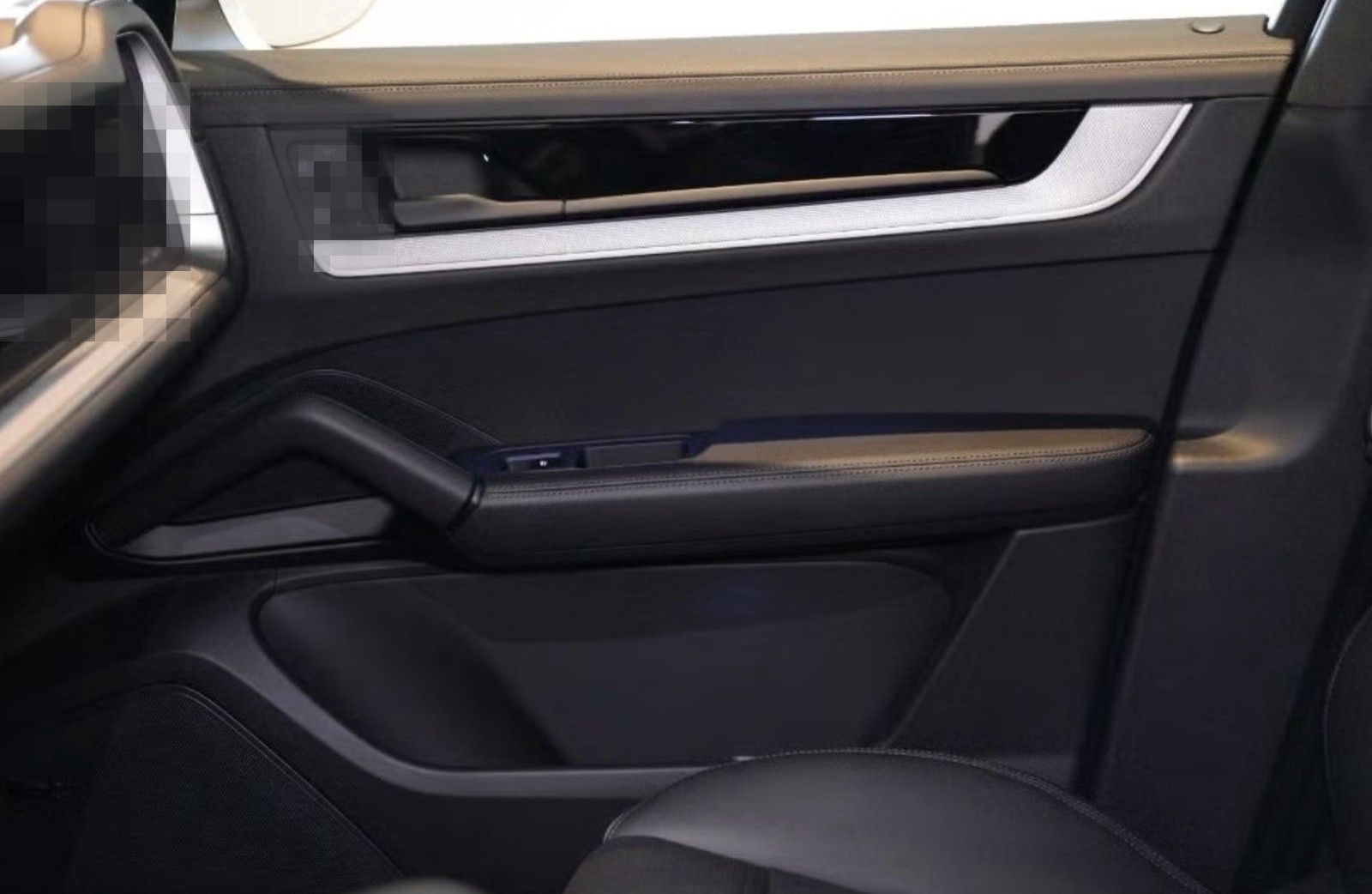 Porsche Cayenne E-Hybrid foto 14