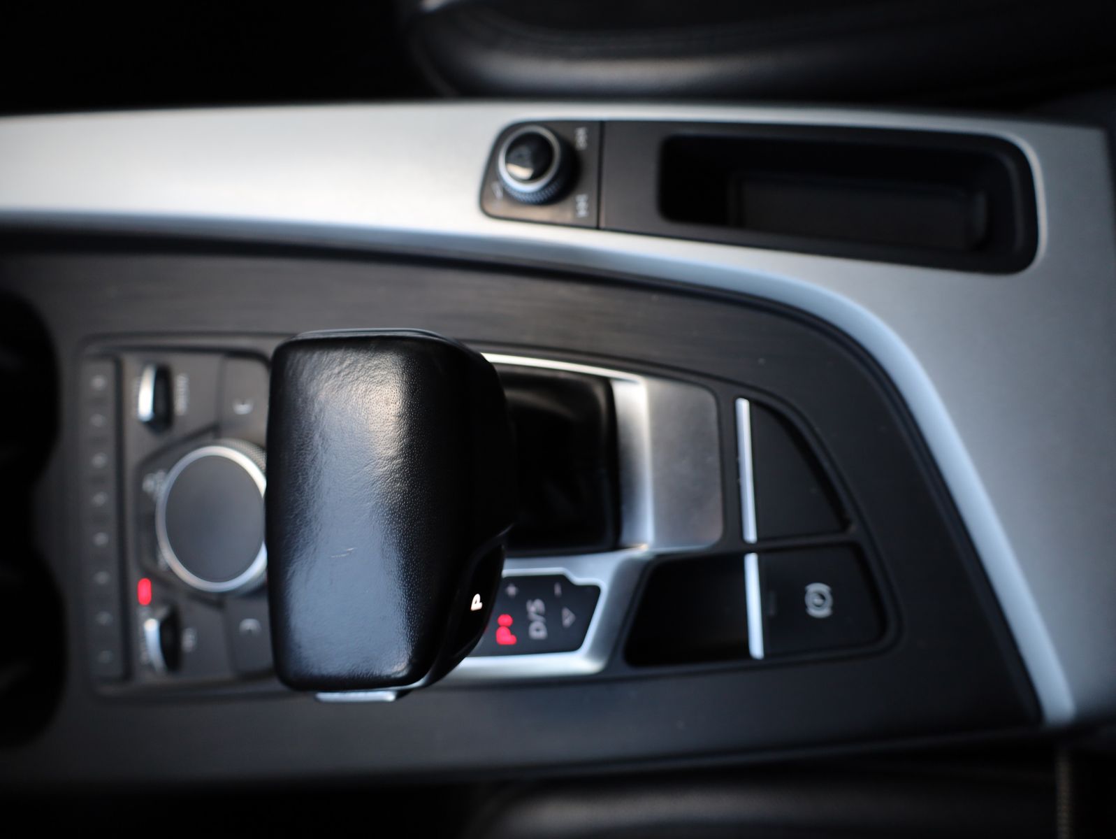 Audi A4 Avant 2.0 TDI*CAM*Vollleder*Fernlichtass*AHK foto 19