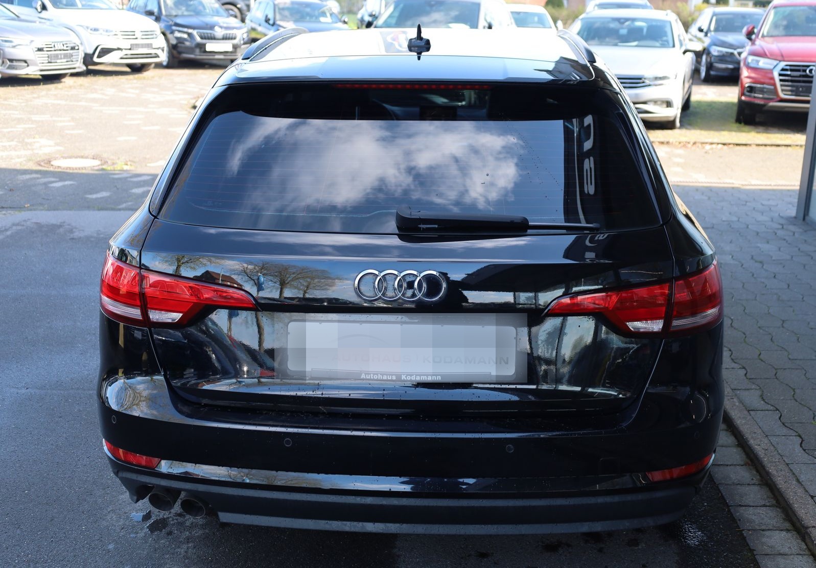 Audi A4 Avant 2.0 TDI*CAM*Vollleder*Fernlichtass*AHK foto 8
