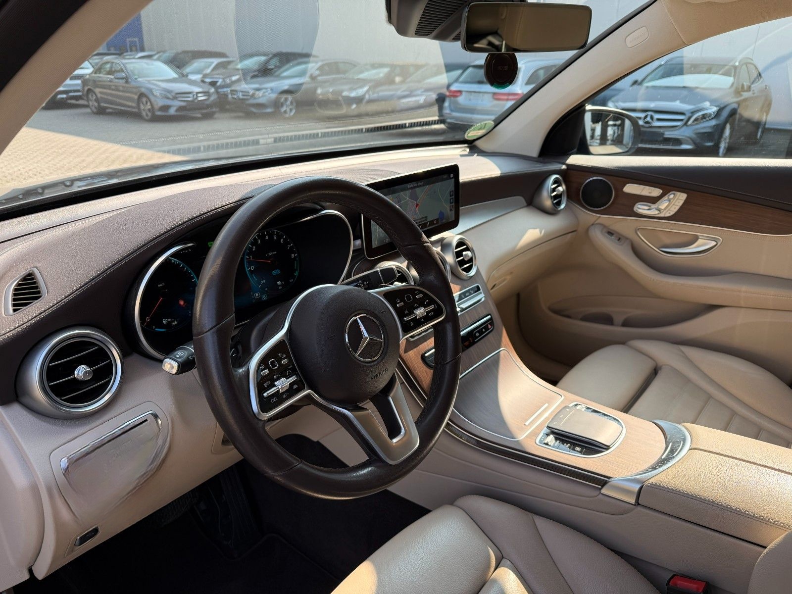 Mercedes-Benz GLC 300e 4Matic AMG Line Keyless-Go* Kamera* foto 18