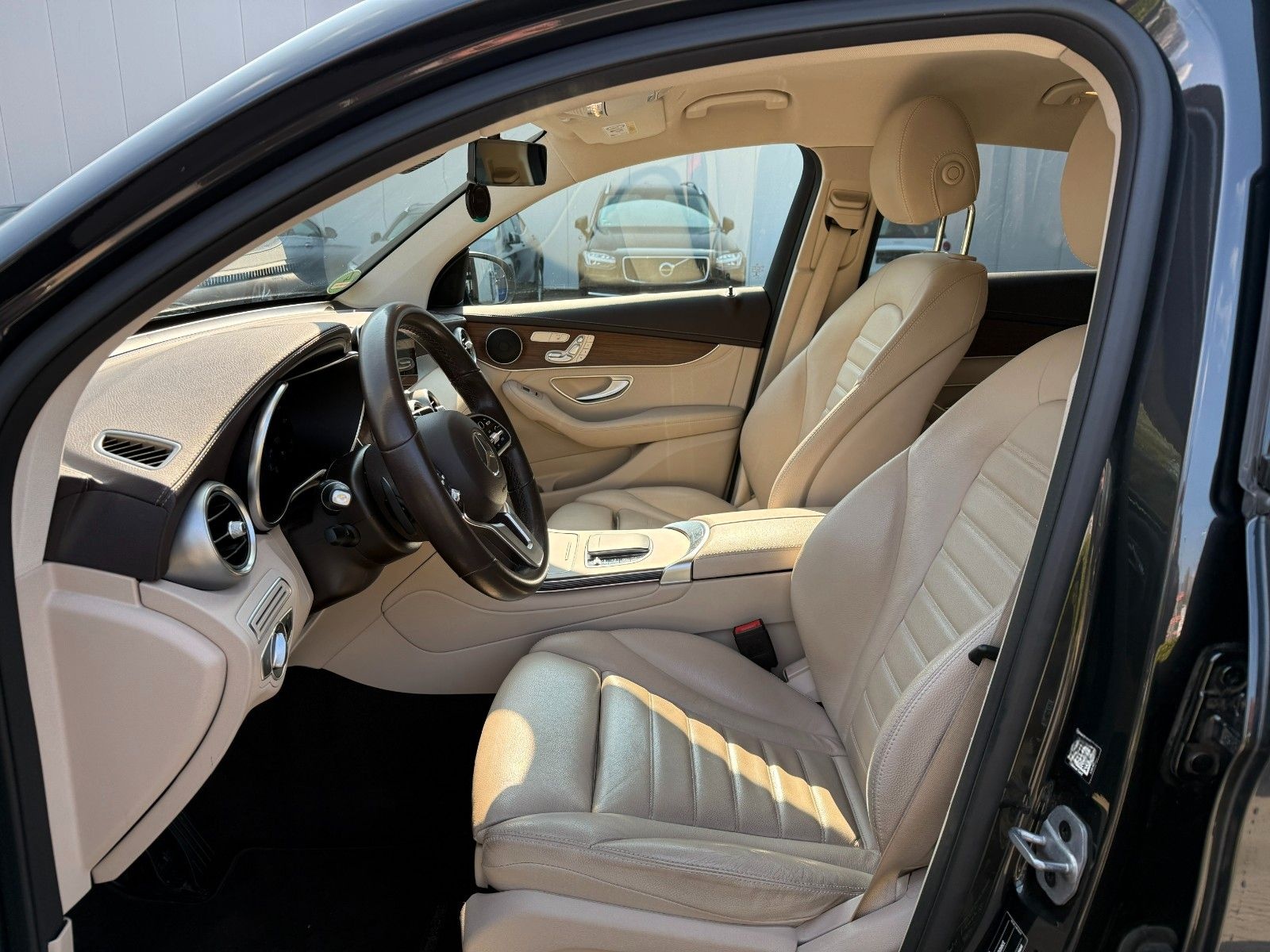 Mercedes-Benz GLC 300e 4Matic AMG Line Keyless-Go* Kamera* foto 19