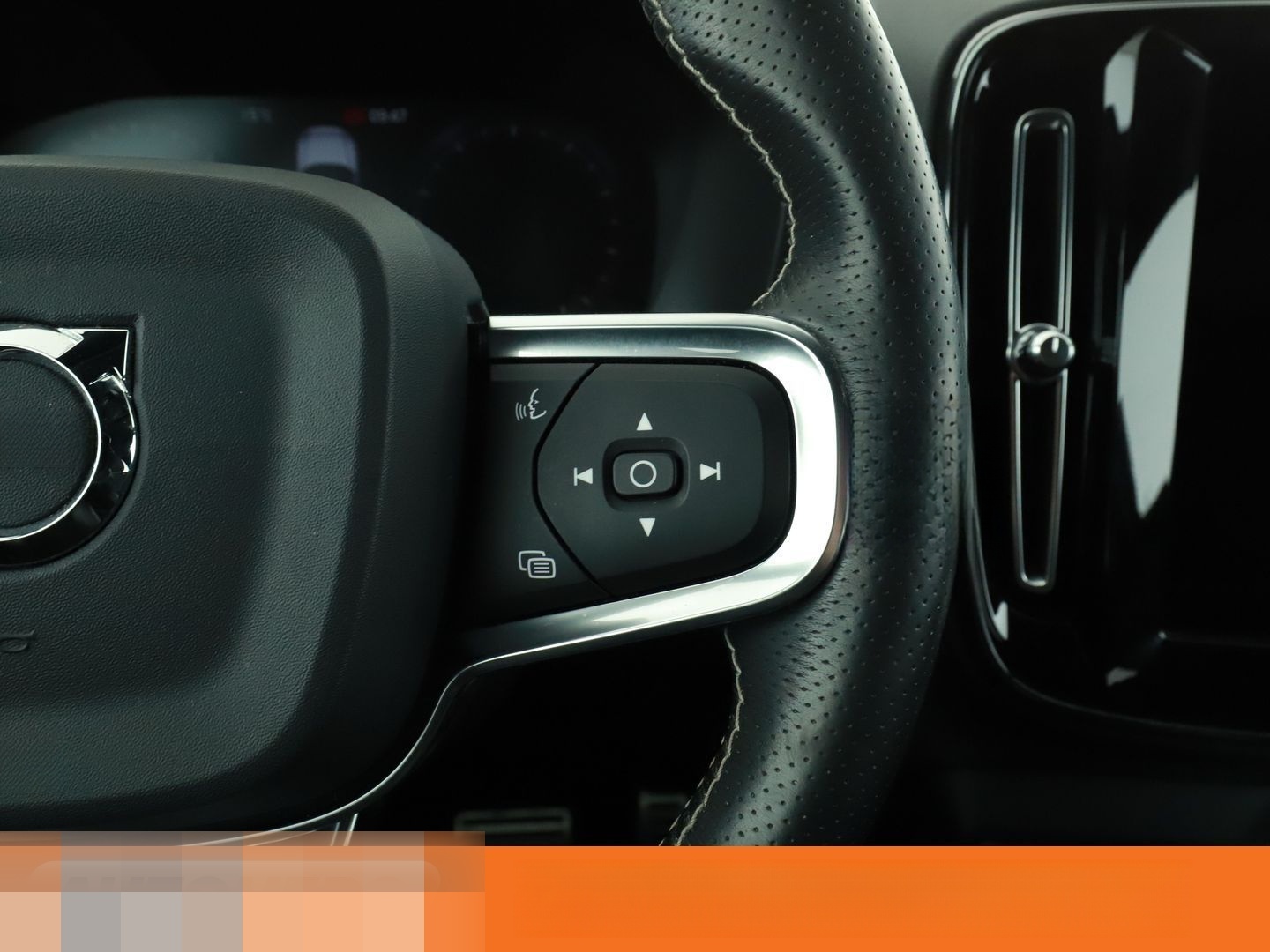 Volvo XC40 2.0 T4 R-Design AWD Aut.*NAVI*LED*TEMPO*CAM foto 23