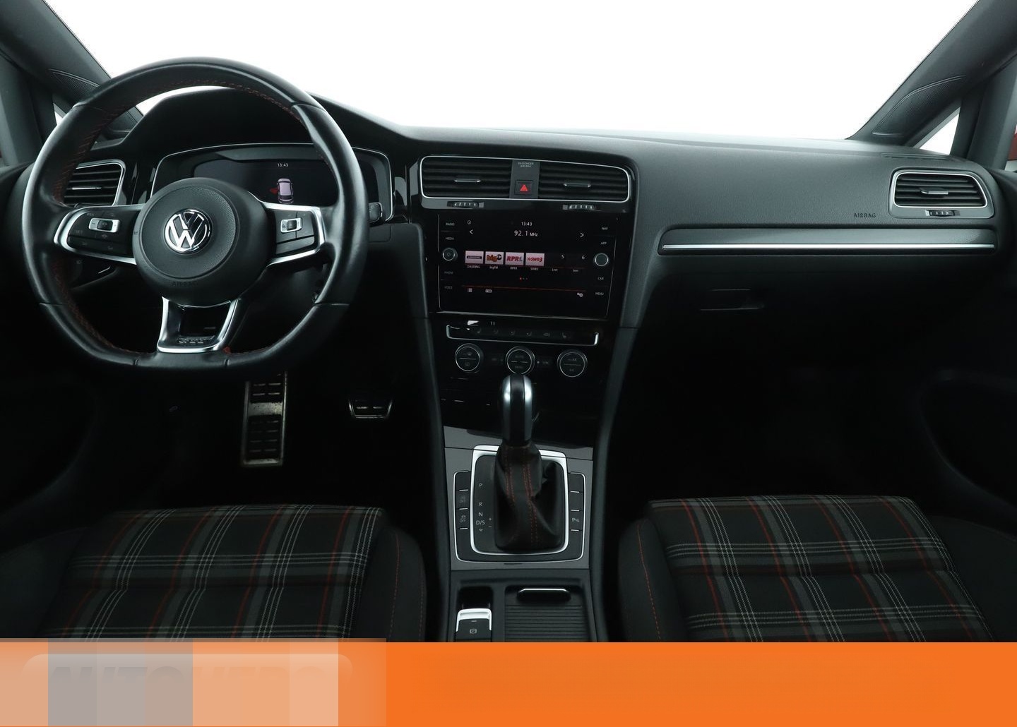 Volkswagen Golf VII 2.0 TSI GTI Performance BM Aut.*NAVI* foto 12