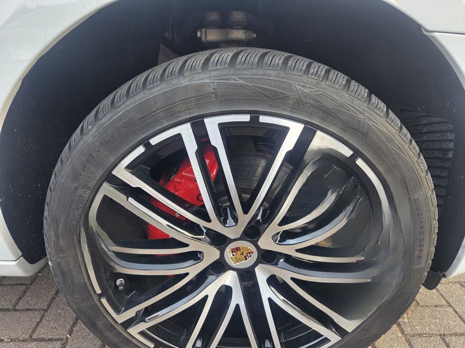 Porsche Macan Turbo foto 17