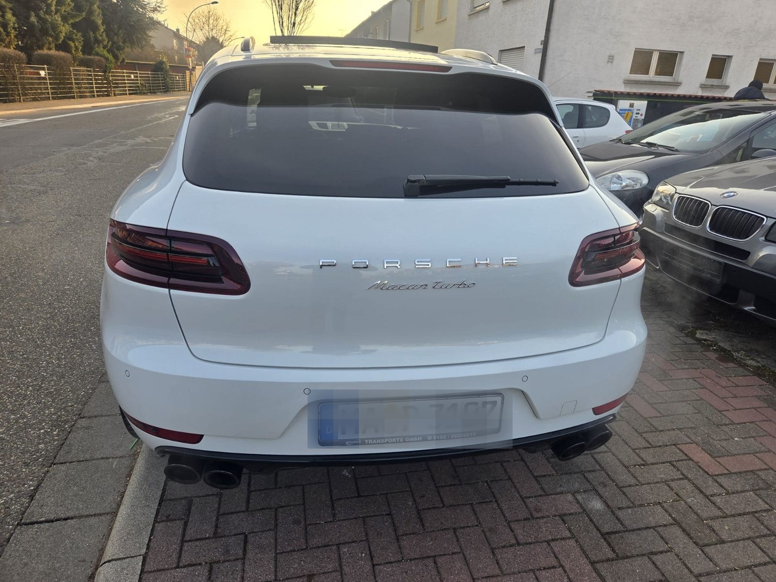 Porsche Macan Turbo foto 5
