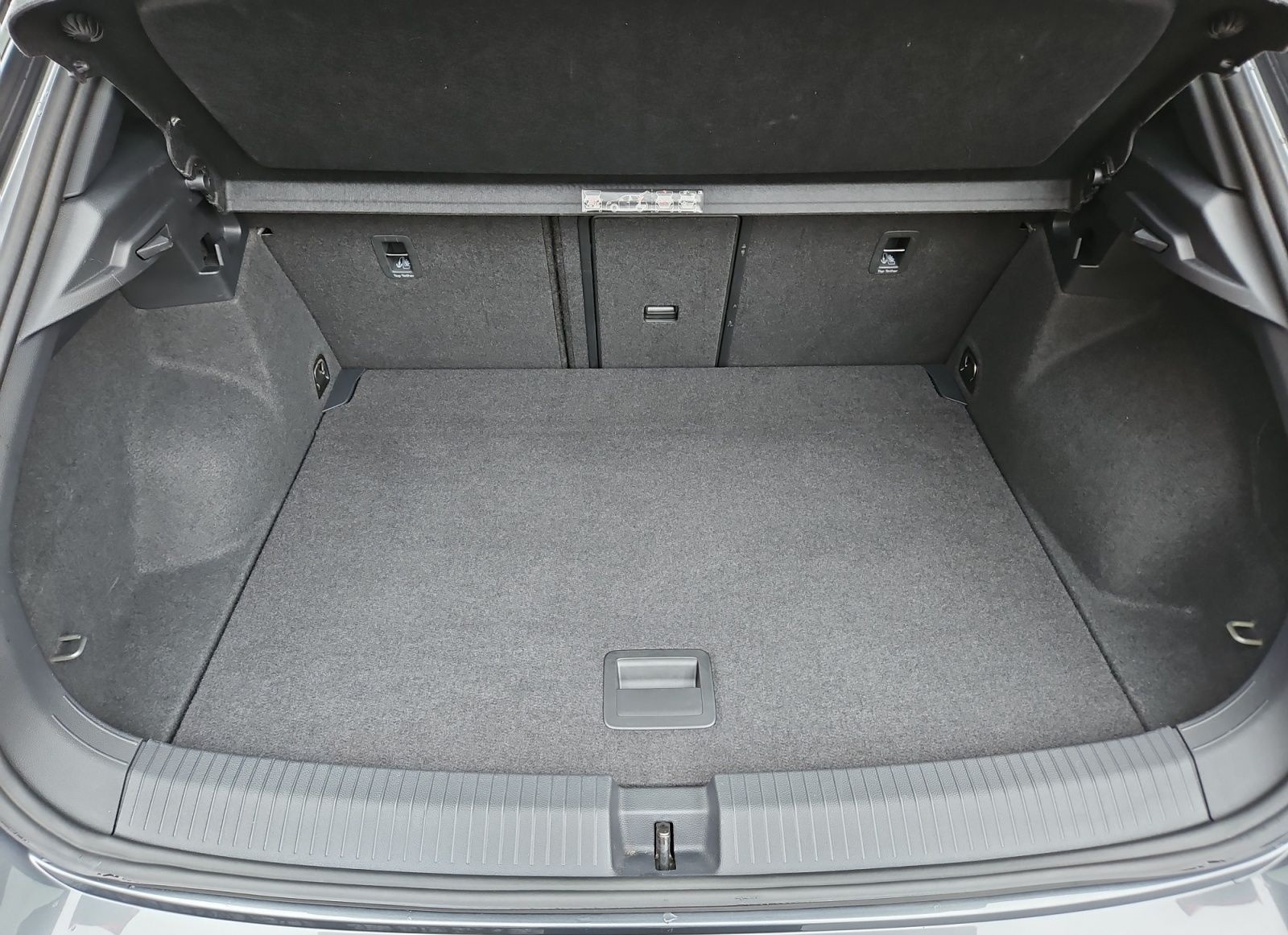 Volkswagen T-Roc 1.5TSI Sport Navi LED Kamera ACC foto 12