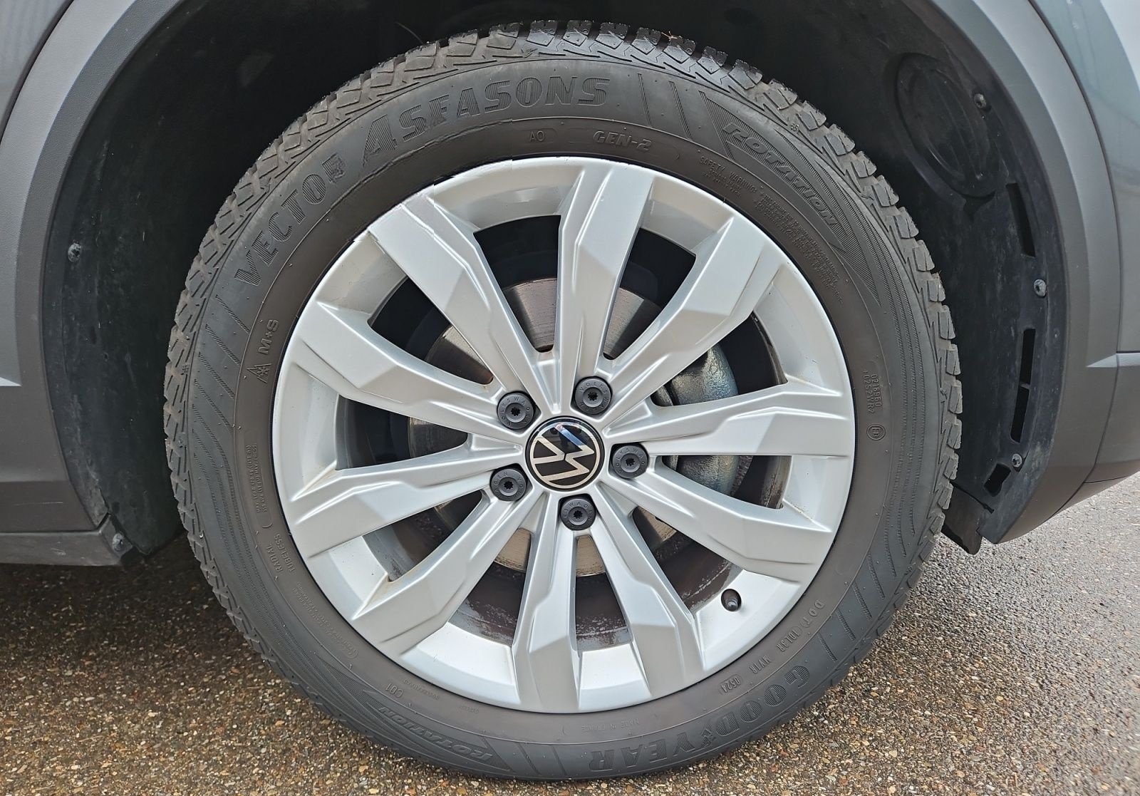 Volkswagen T-Roc 1.5TSI Sport Navi LED Kamera ACC foto 15