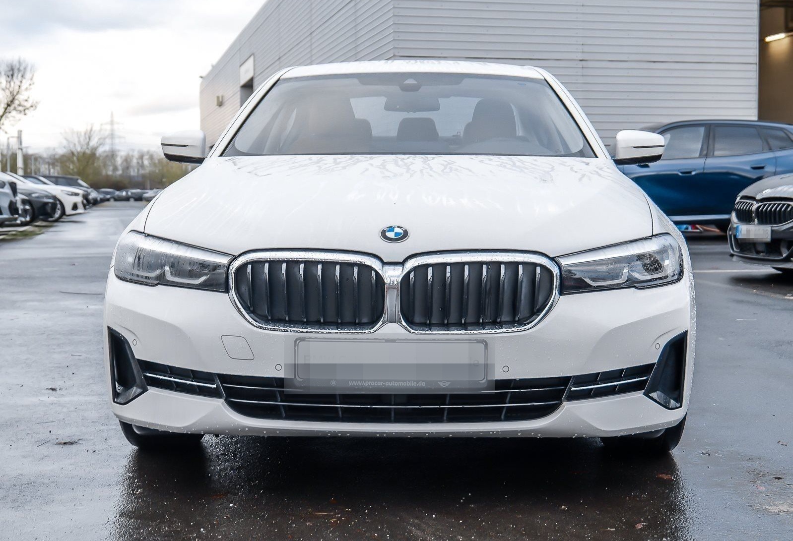 BMW 520d AHK RFK NAVI LED Sound Syst. PDC V+H DAB foto 4